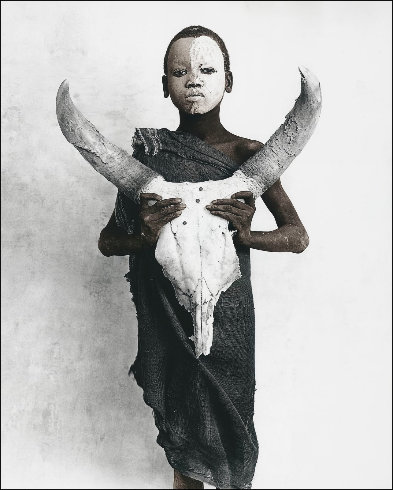 Jan C. Schlegel, Barburle with skull, plate I (open eyes), Surma tribe, Ethiopia, 2018
