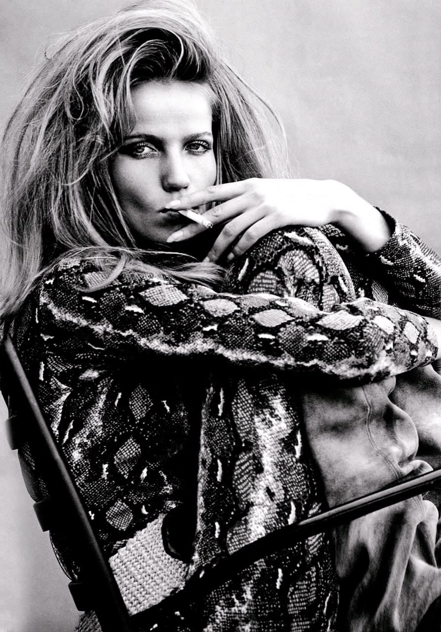 Franco Rubartelli, Veruschka, Smoke in your eyes, 1968