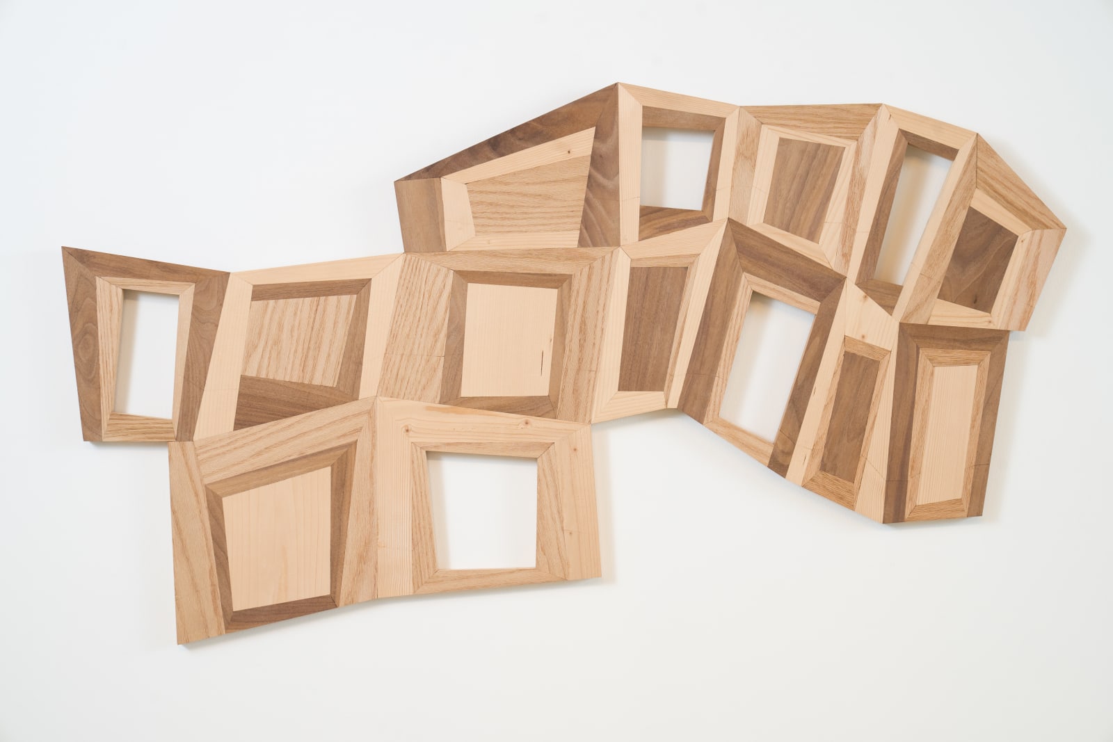 Safeya Sharif Al Awadhi, Unfolding and Nonfunctional, 2025