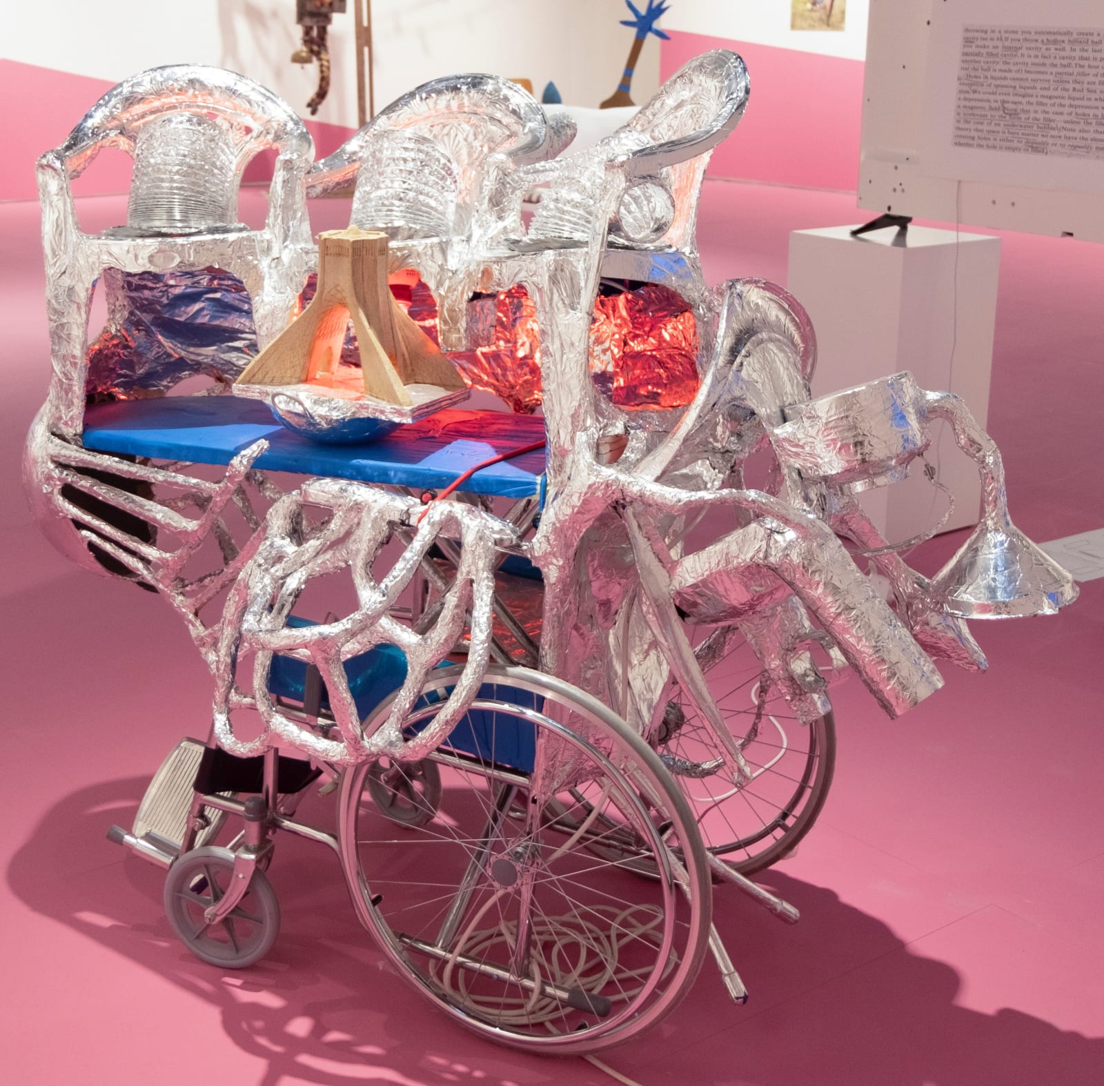 Ramin Haerizadeh, Rokni Haerizadeh and Hesam Rahmanian, Break Free IV, 2015–16