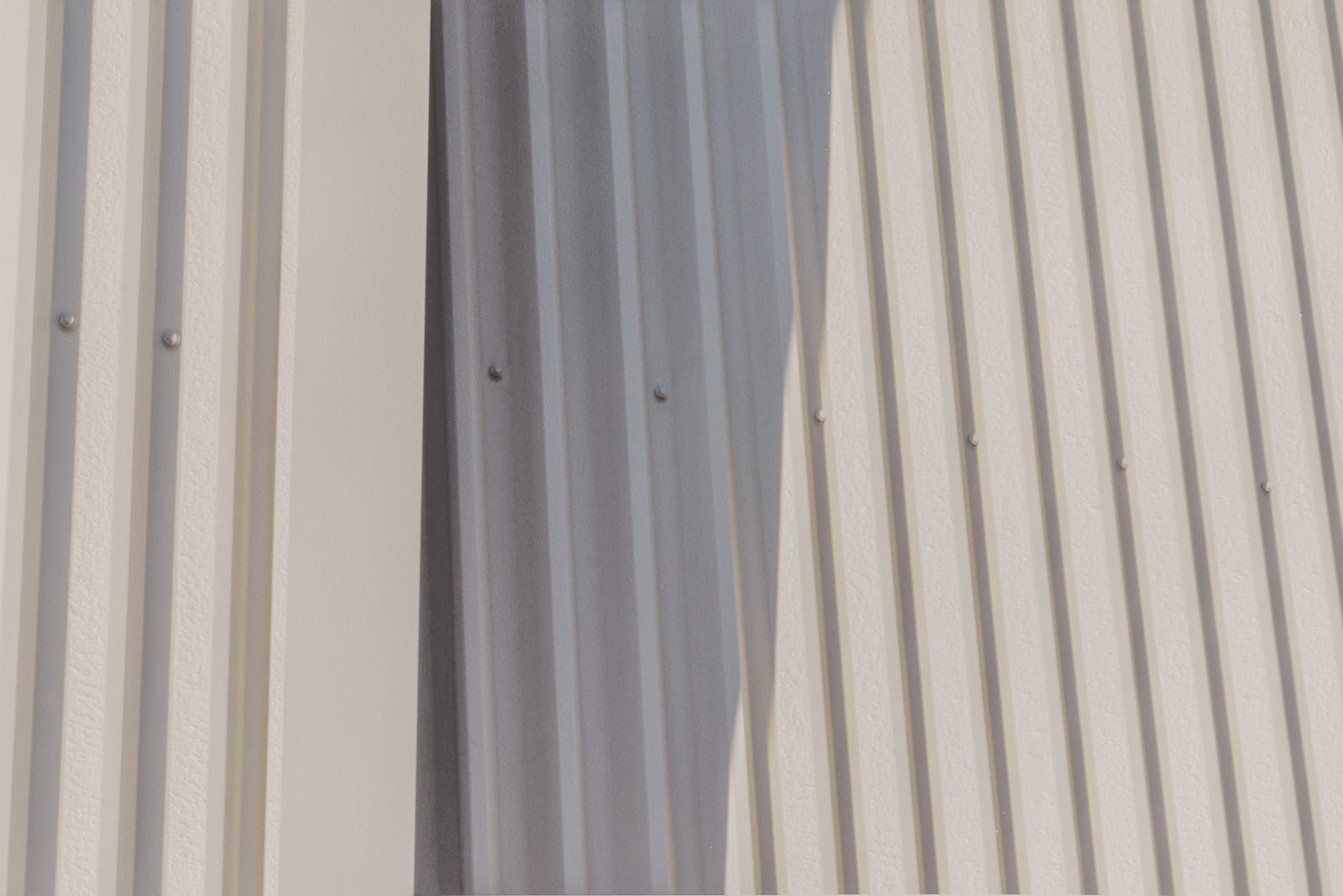 Mohammed Kazem, Receiving Light, 2016