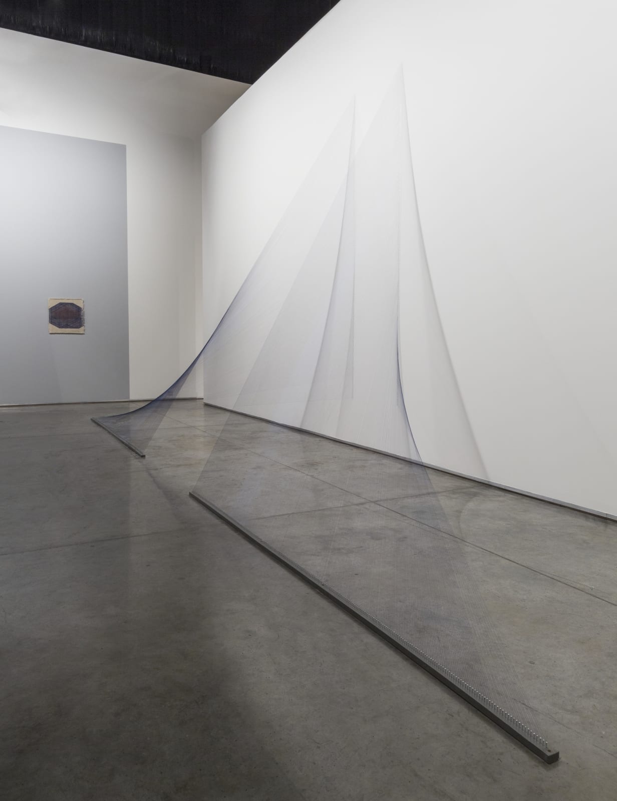 Haleh Redjaian, in-between spaces, 2015