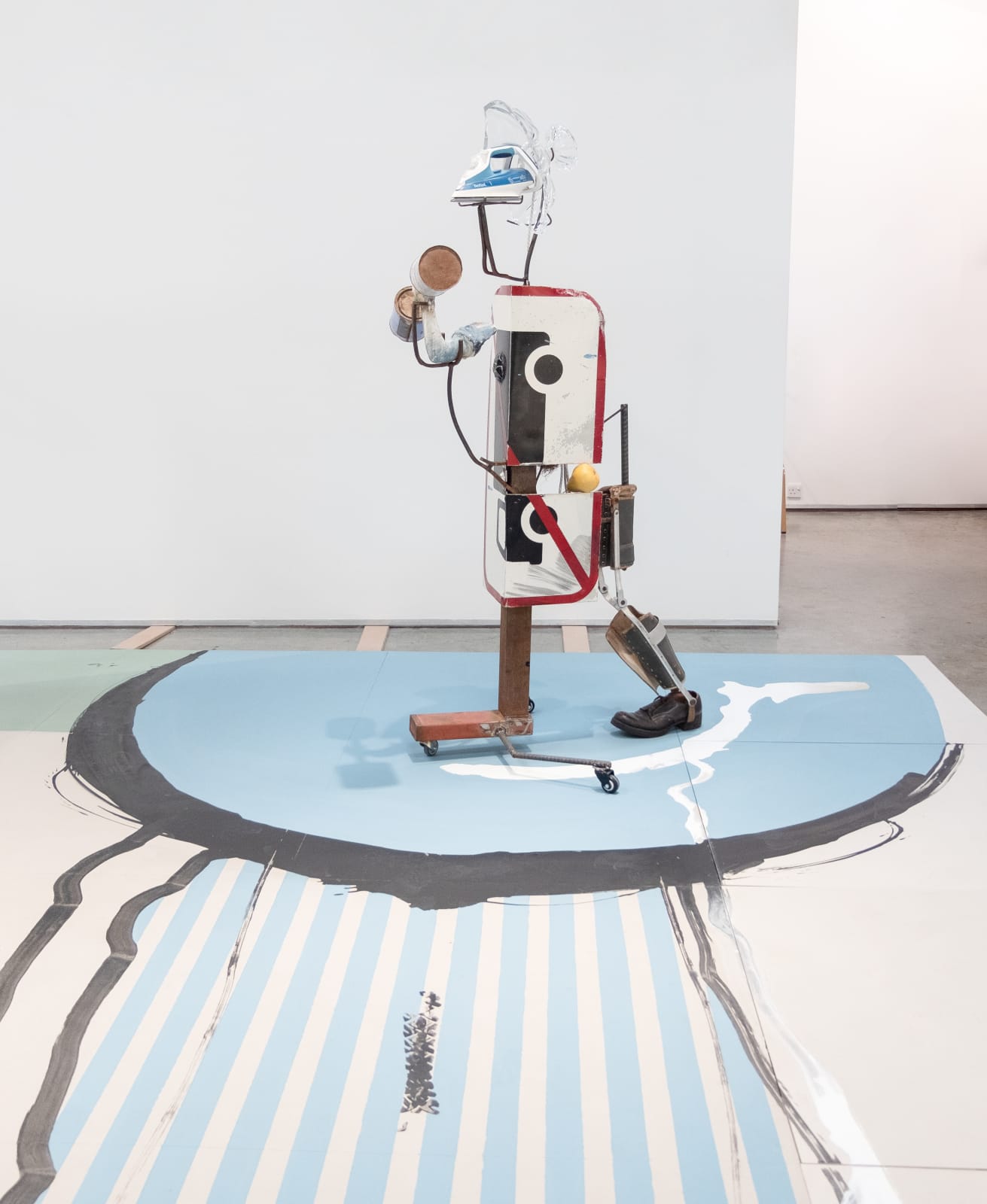 Ramin Haerizadeh, Rokni Haerizadeh and Hesam Rahmanian, We Are Open for Installation, 2019
