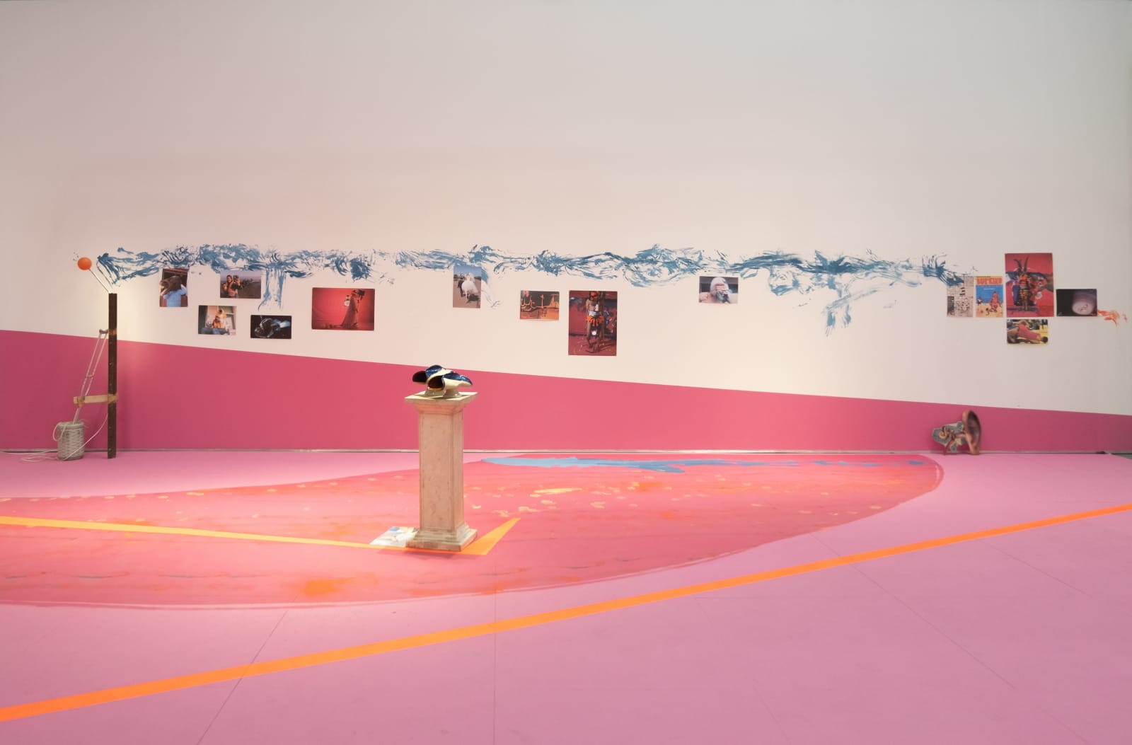 Ramin Haerizadeh, Rokni Haerizadeh and Hesam Rahmanian, We Are Open for Installation, 2019