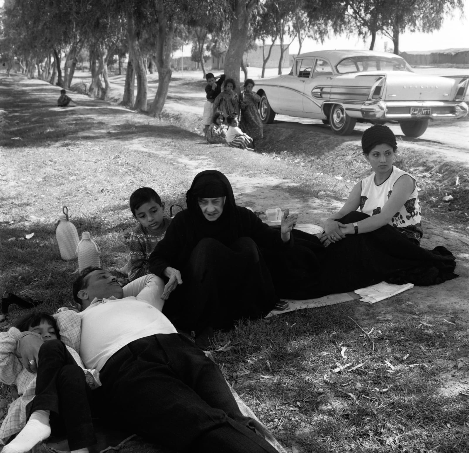 Latif Al Ani, Family picnic with Mrs Latif Al Ani (on the right), Balad, Salah Al Din, 1970, 2019