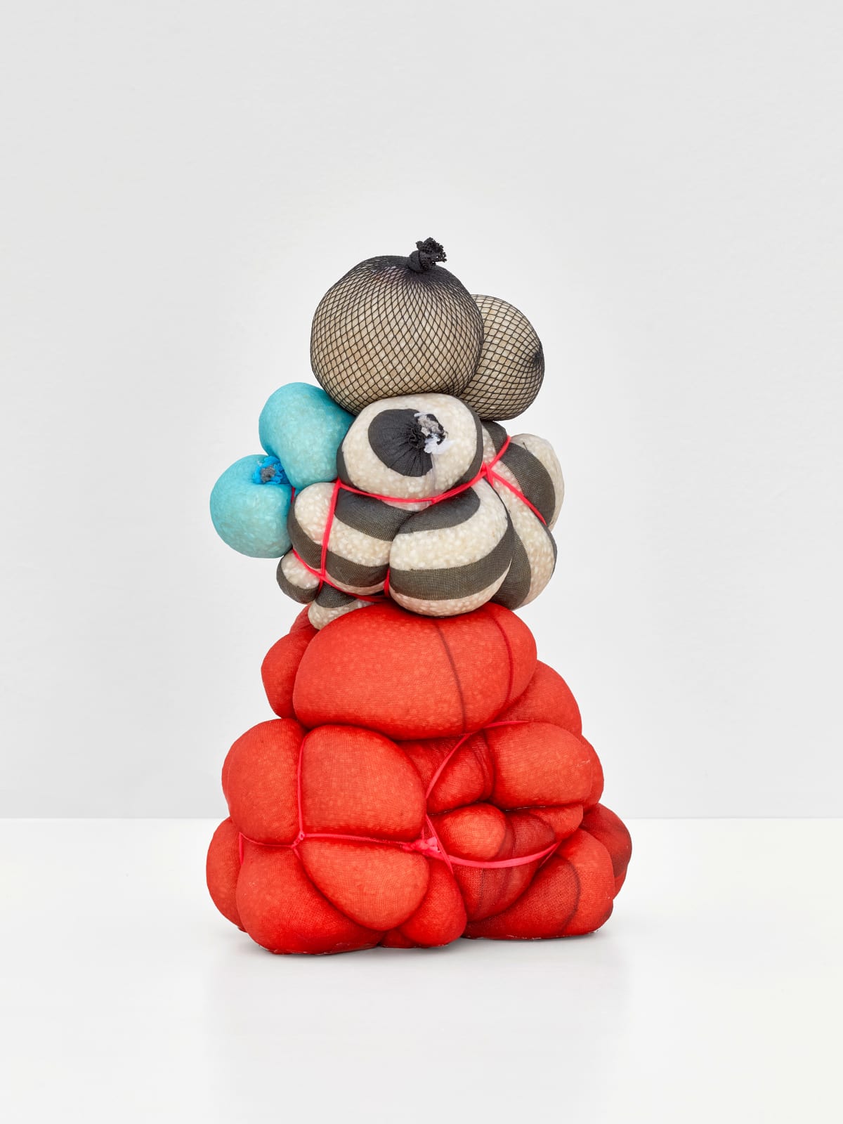 Hoda Tawakol, Mummy N°32, 2025