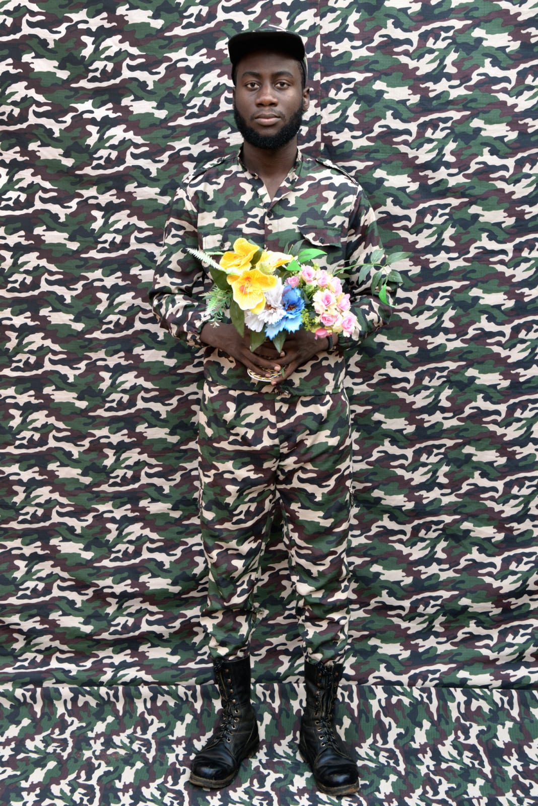 Leonce Raphael Agbodjelou, Untitled (Citizens of Porto-Novo), 2018