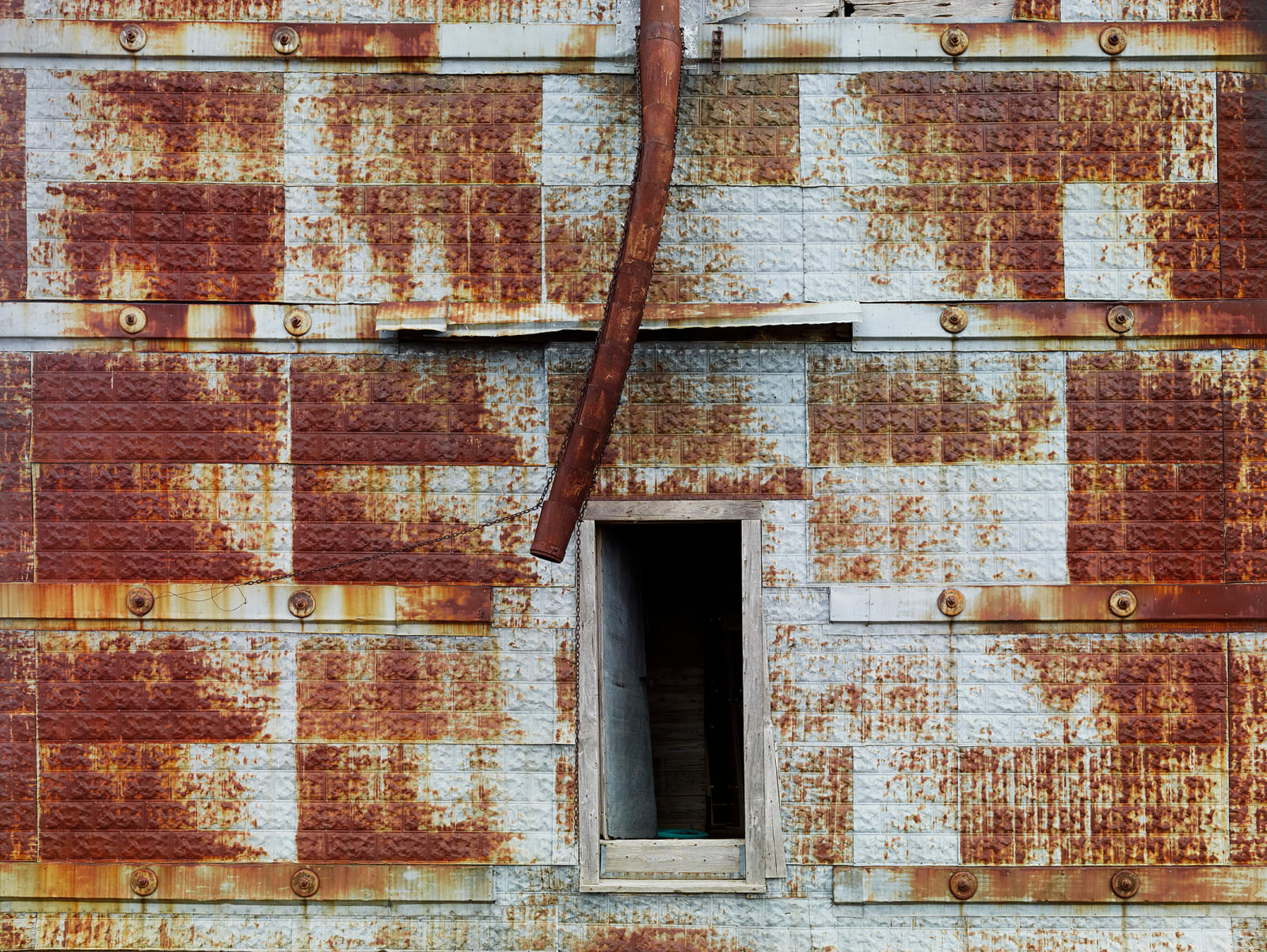 Josef Hoflehner, Grain Elevator, Kansas, 2013