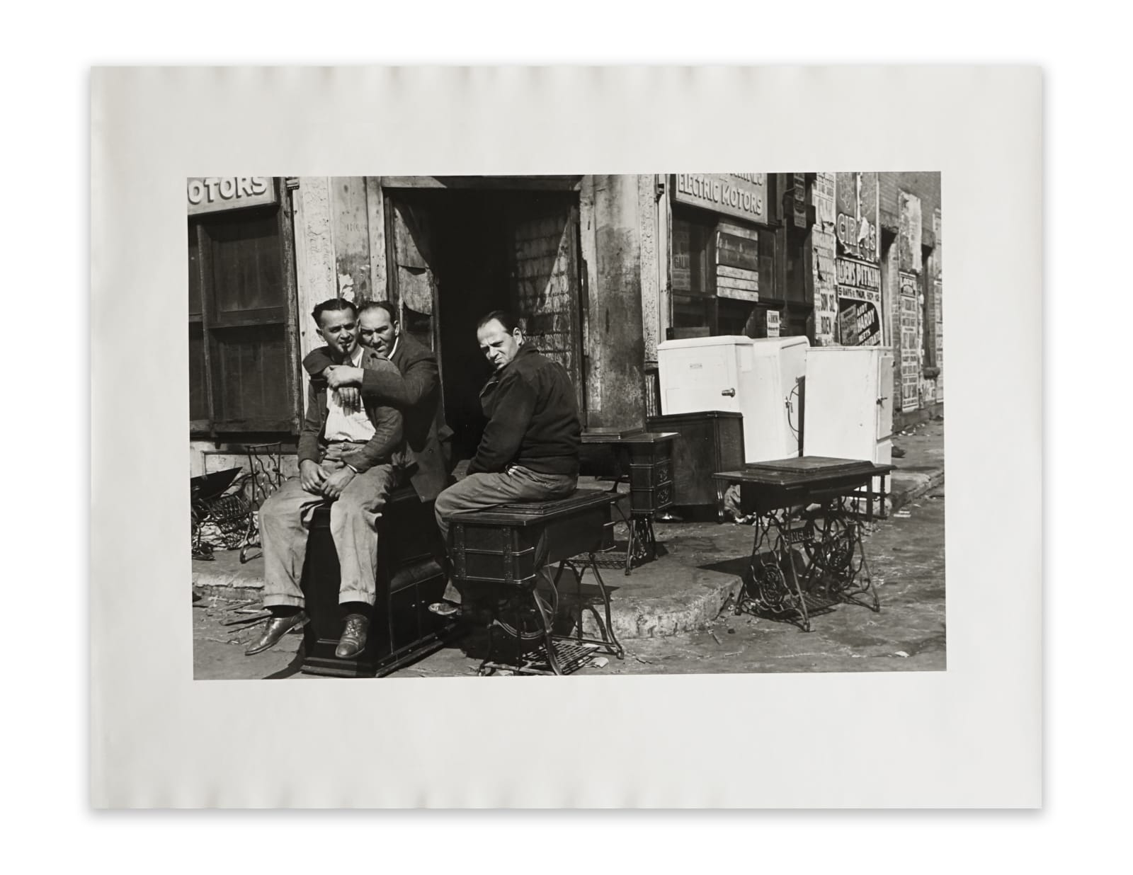 Helen Levitt, Untitled, New York, 1942