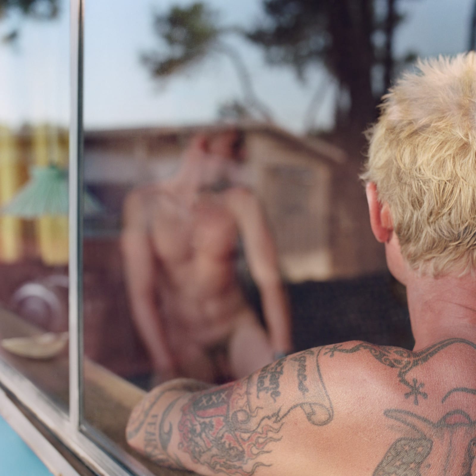 Mona Kuhn, Johnnie, 2005