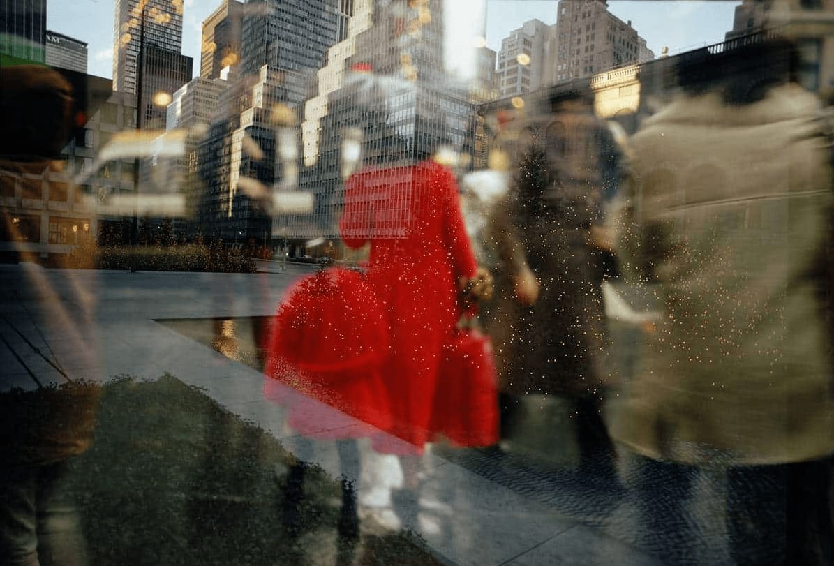 Ernst Haas, Red Coats, New York, 1962