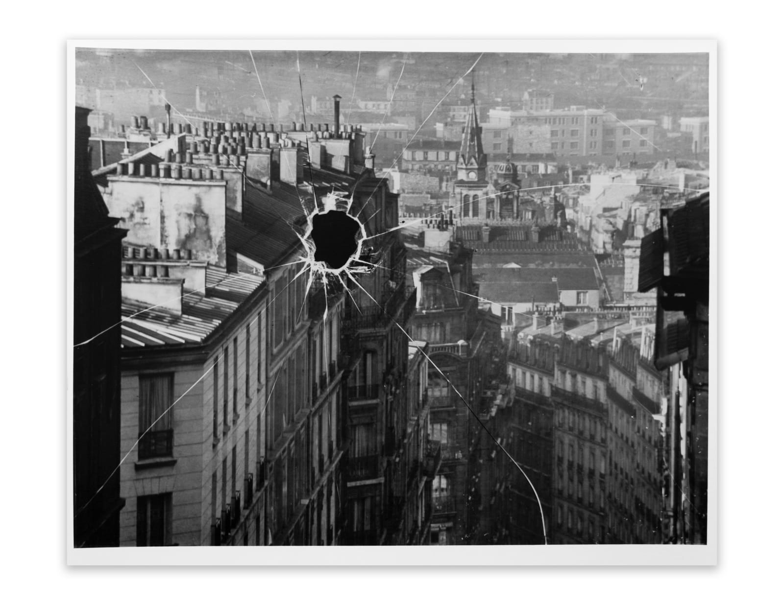 André Kertész, Broken Plate, Paris, 1929