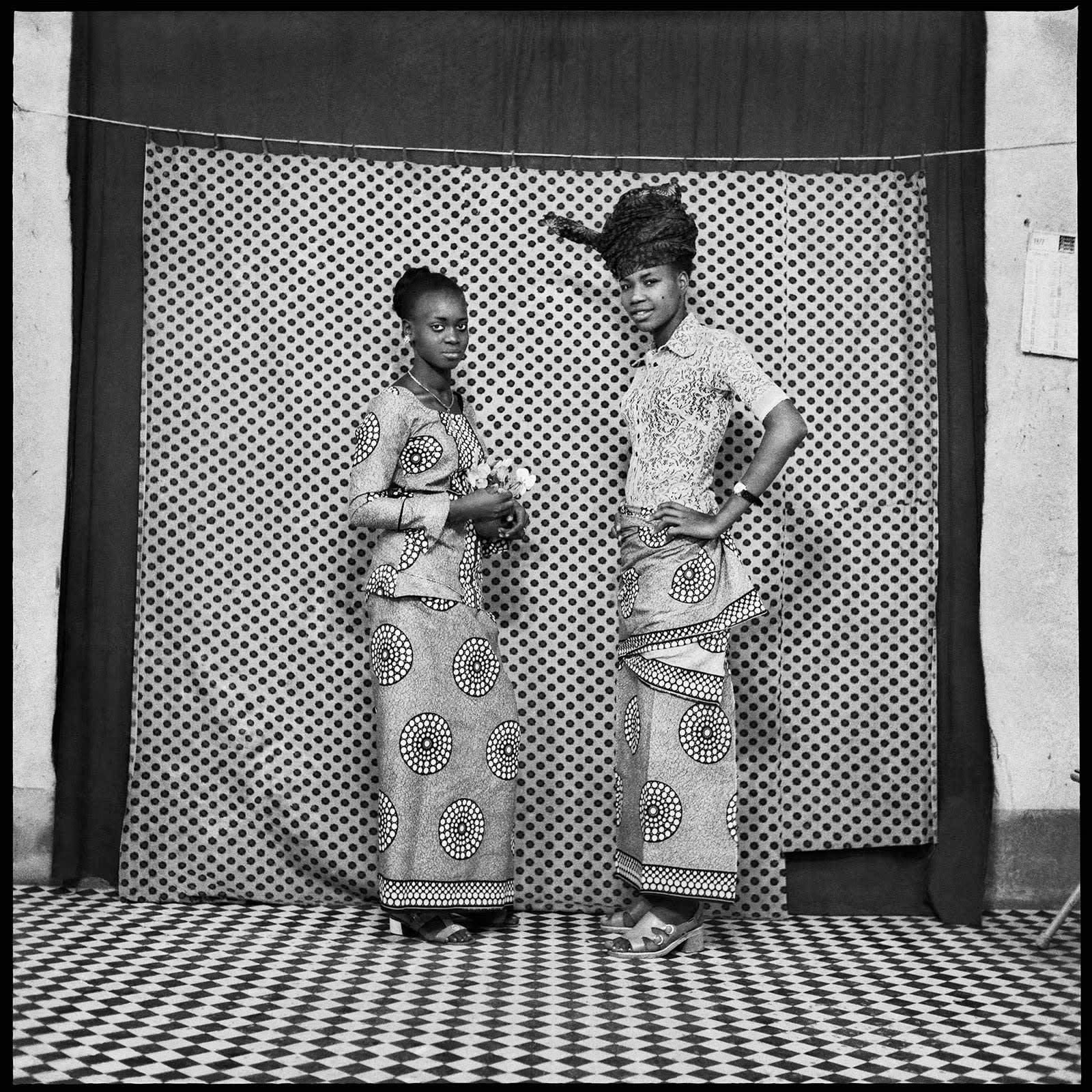 Sanlé Sory, Les Deux Amies au pagne, 1972
