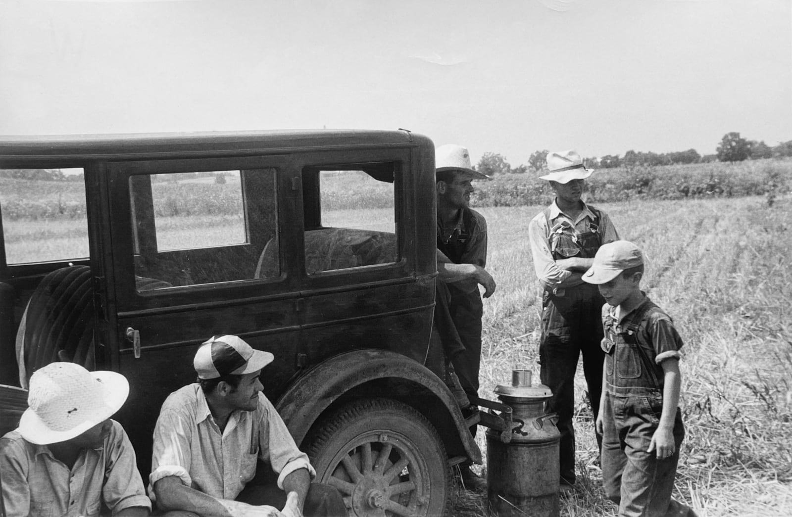 Ben Shahn, Members of threshing crew, central Ohio, 1938