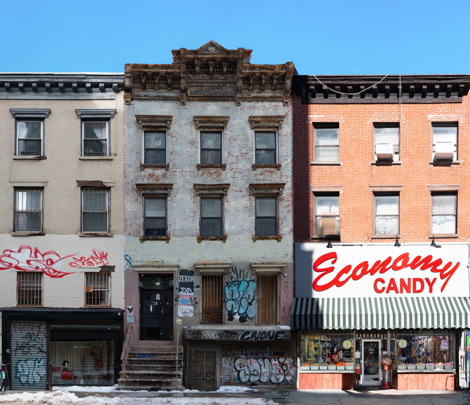 Gail Albert Halaban, Economy Candy, Lower East Side, 2022