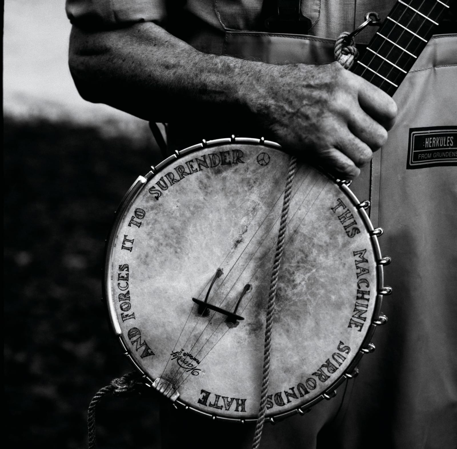 Annie Leibovitz, Pete Seeger, Clearwater Revival, Croton-on-Hudson, New York, 2001
