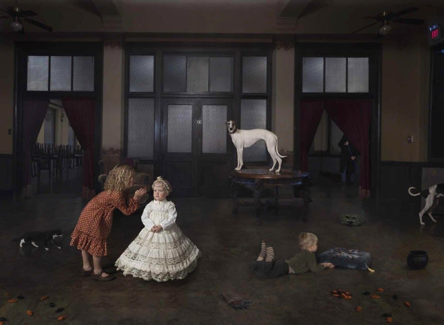 Julie Blackmon, Queen, 2010