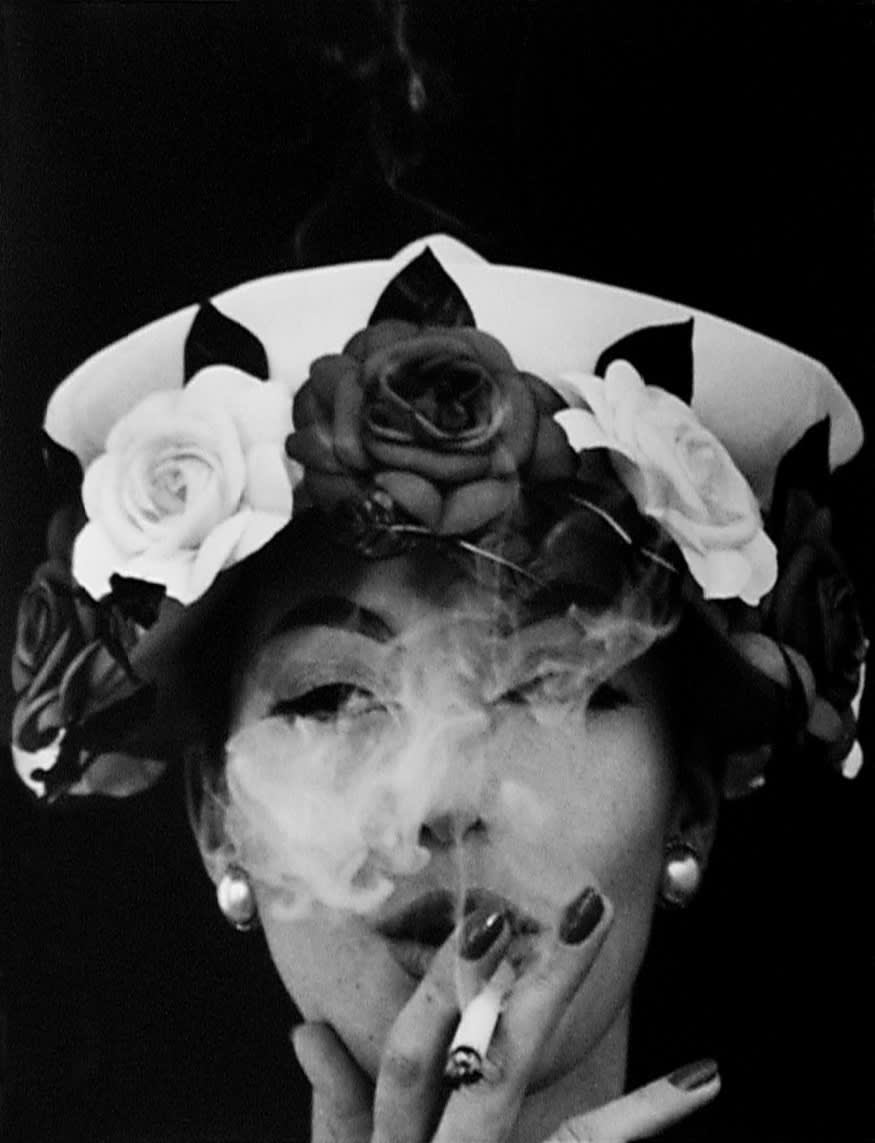 William Klein, Hat + Five Roses, Paris, 1956