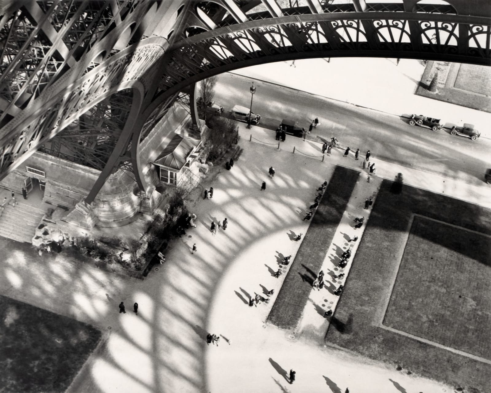 André Kertész, Eiffel Tower, Paris, 1929