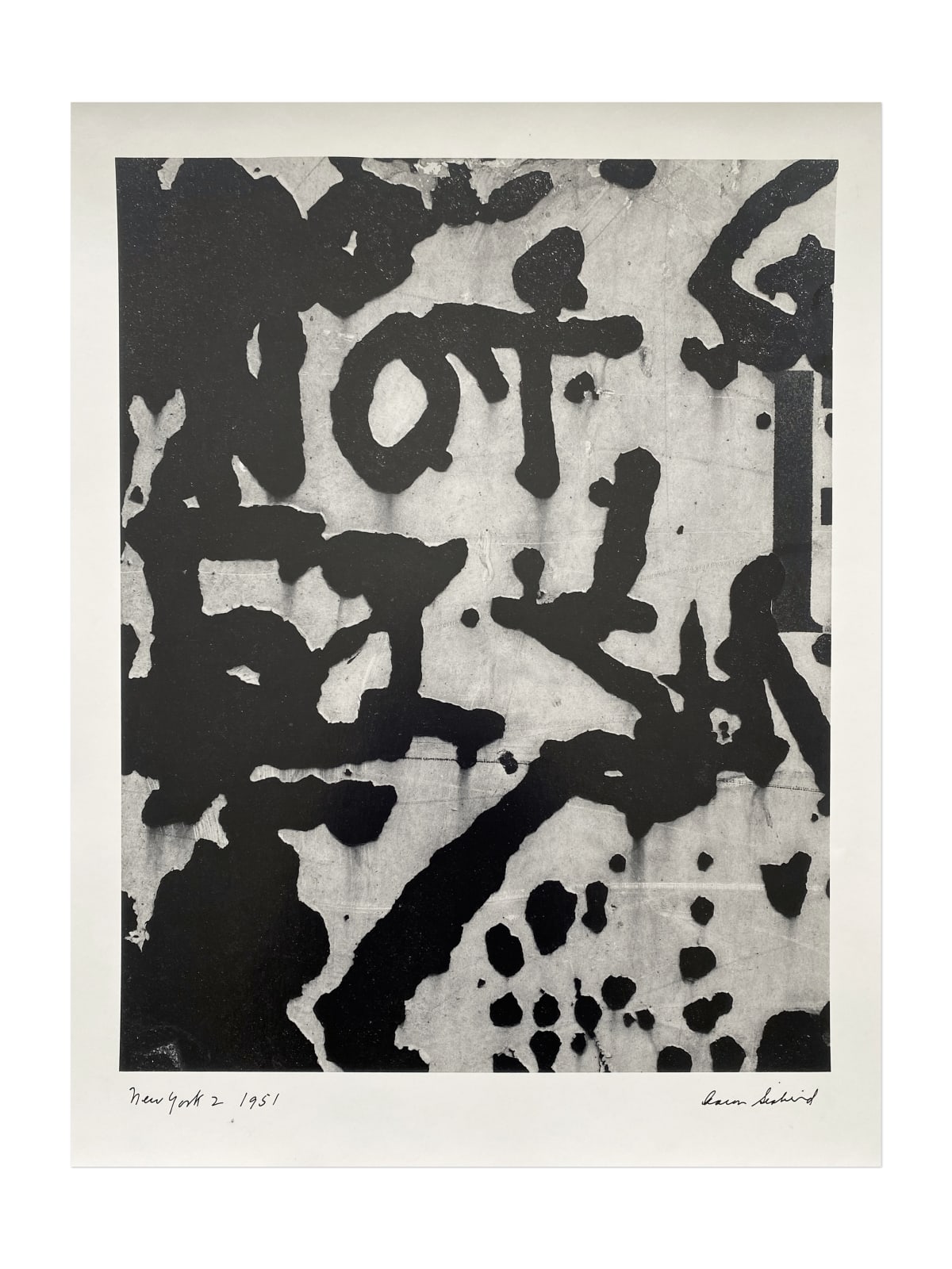 Aaron Siskind, New York 2, 1951
