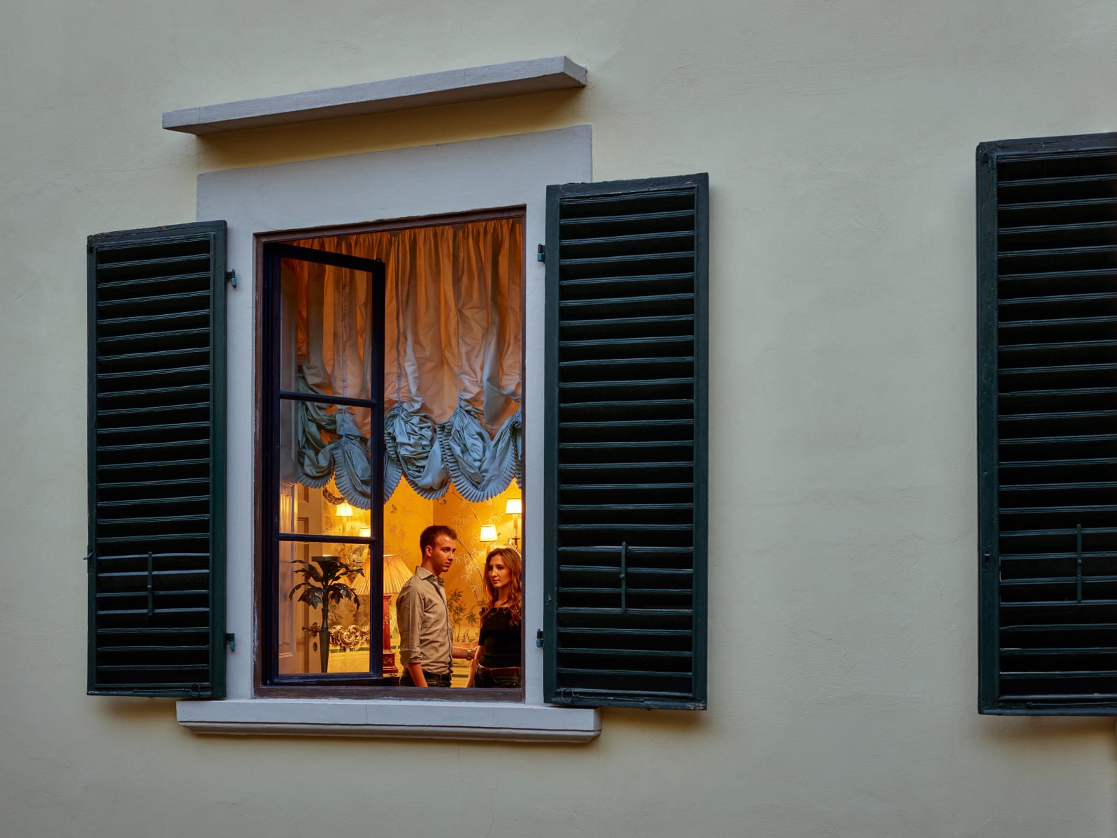 Gail Albert Halaban, Siblings Via di Santo Spirito, Florence, Italy, 2018