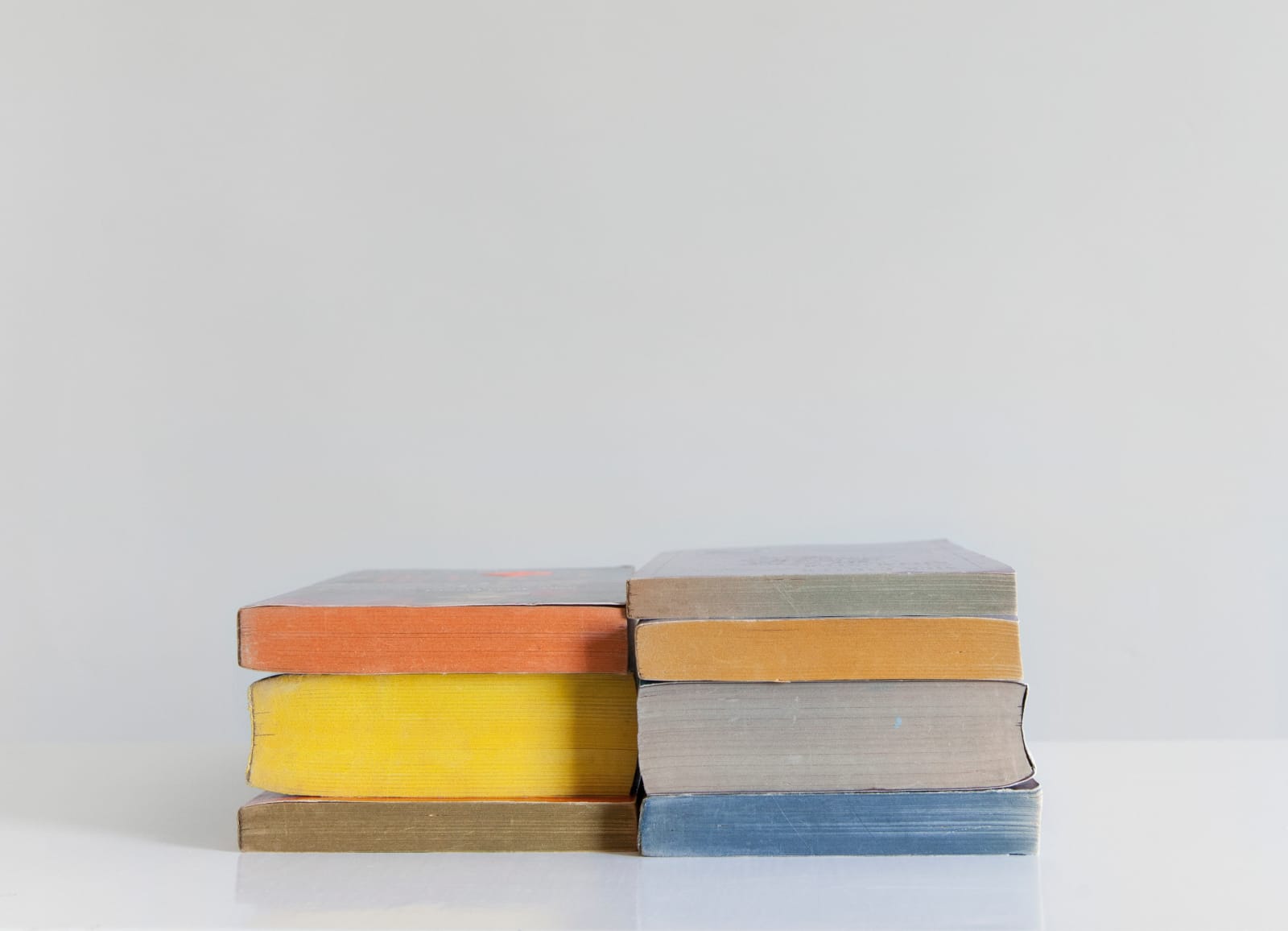 Mary Ellen Bartley, Summer Reading #7, from the series Reading in Color, 2019