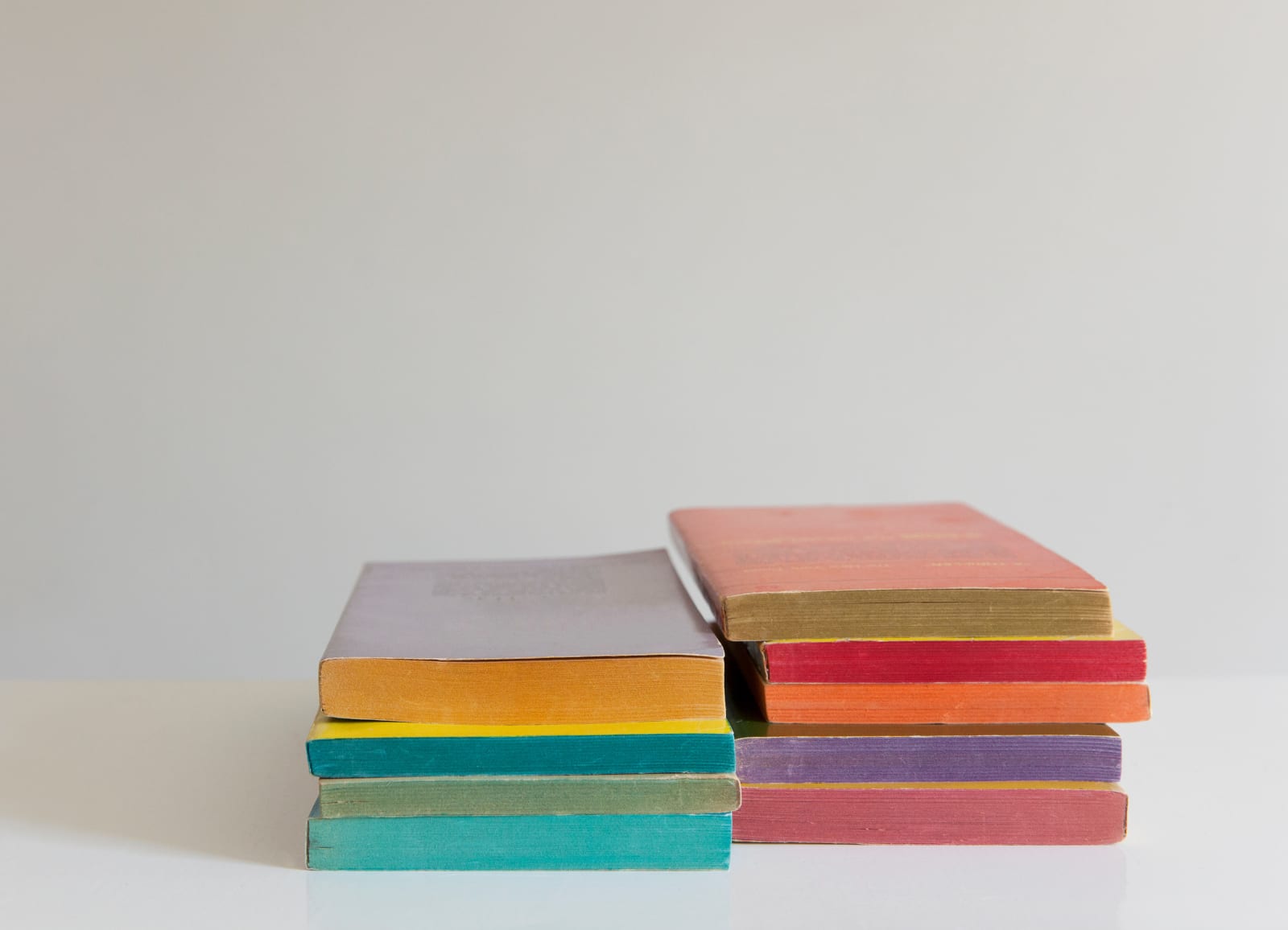 Mary Ellen Bartley, Summer Reading #1, from the series Reading in Color, 2019