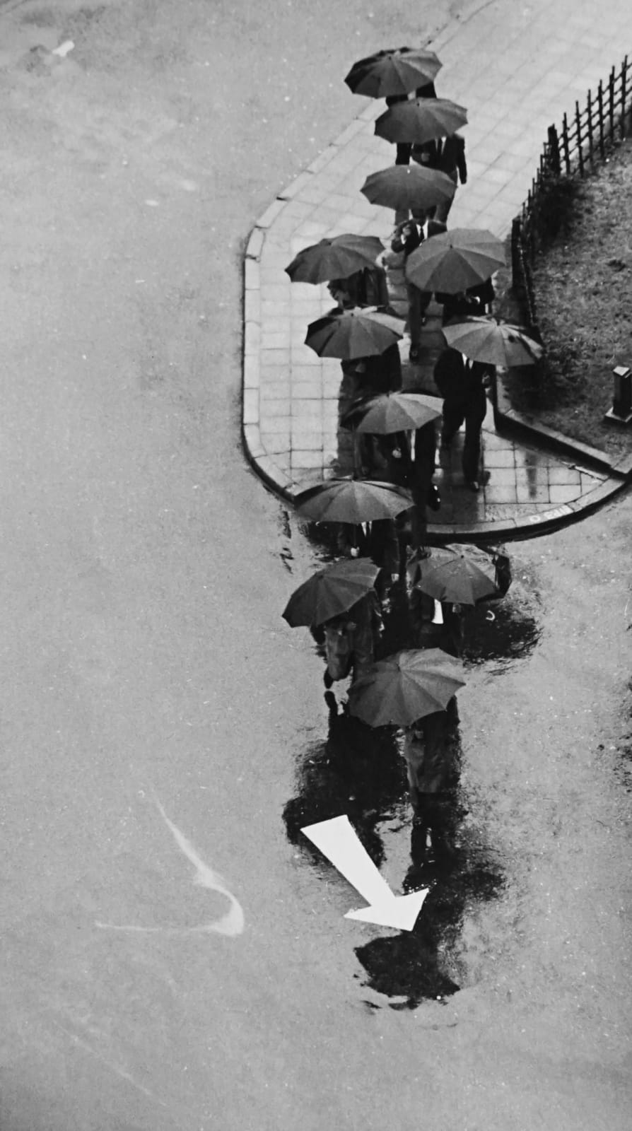 André Kertész, Rainy Day, Tokyo, 1968