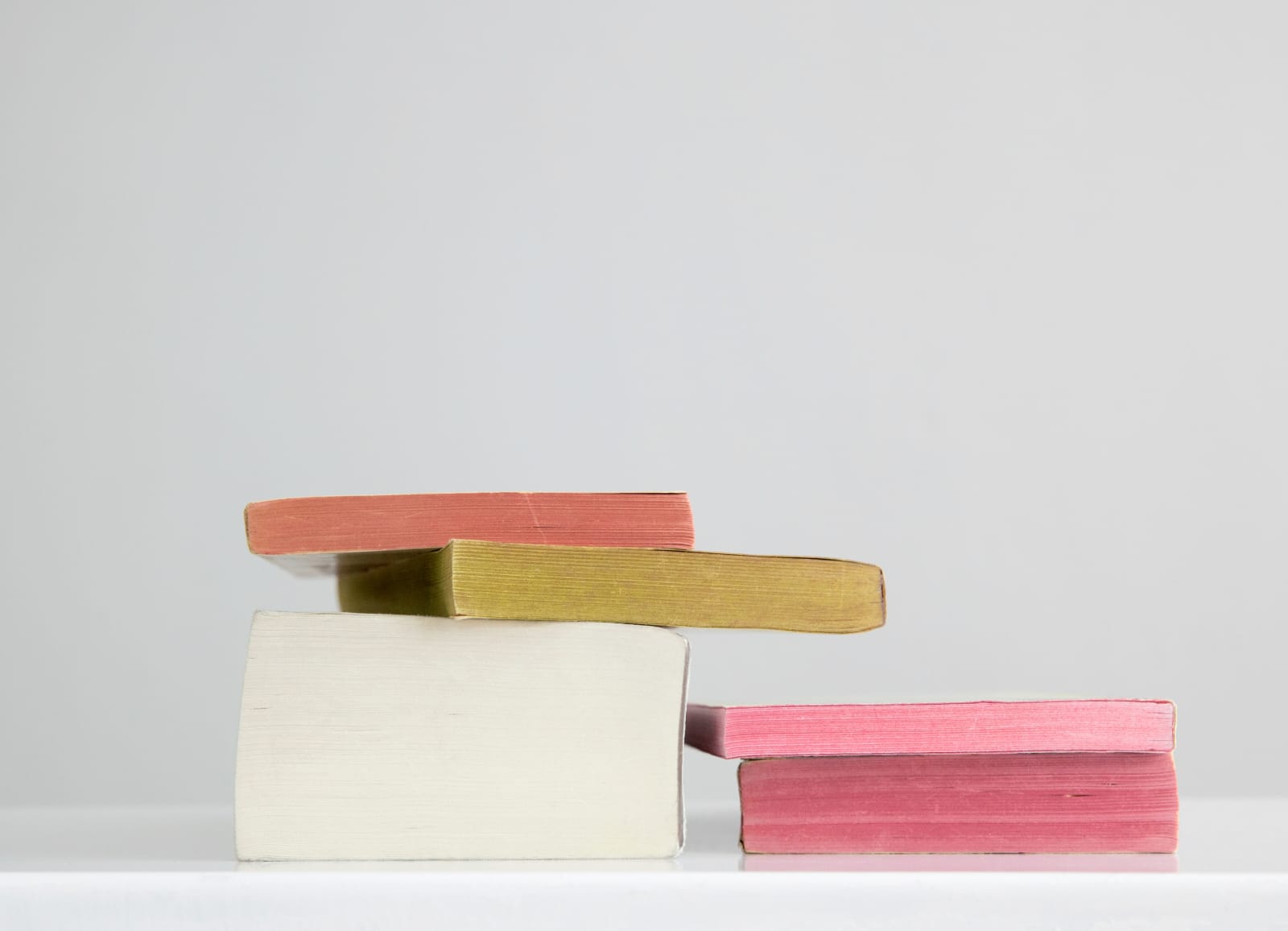 Mary Ellen Bartley, Reading in Color #14, from the series Reading in Color, 2019