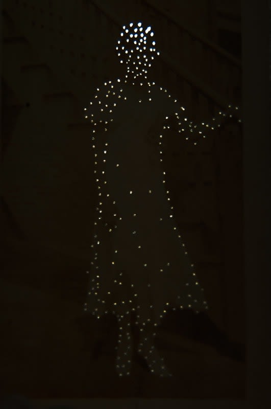 Amy Friend, Borrowed light