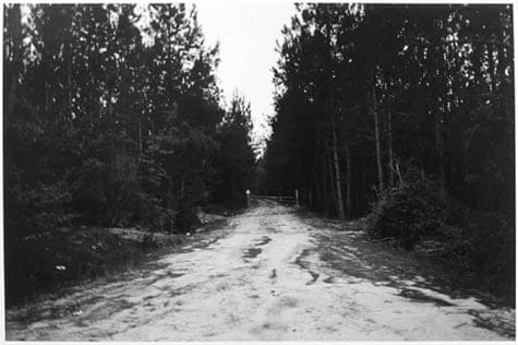 Sam Taylor-Johnson, Gate, Georgia, 2004