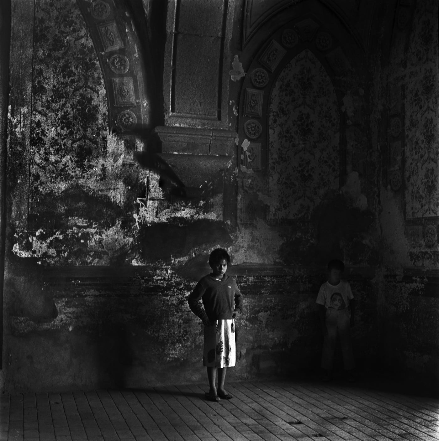 Debbie Fleming Caffery, Children in Church Sacrisity, Mexico, 1990s