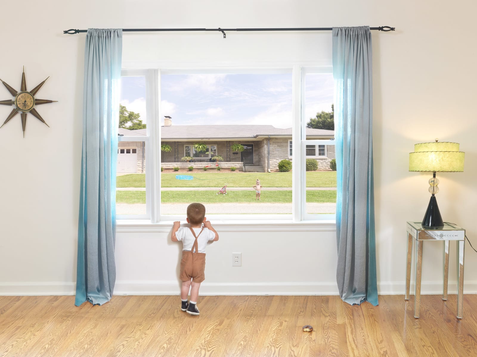 Julie Blackmon, Girl Across the Street, 2008