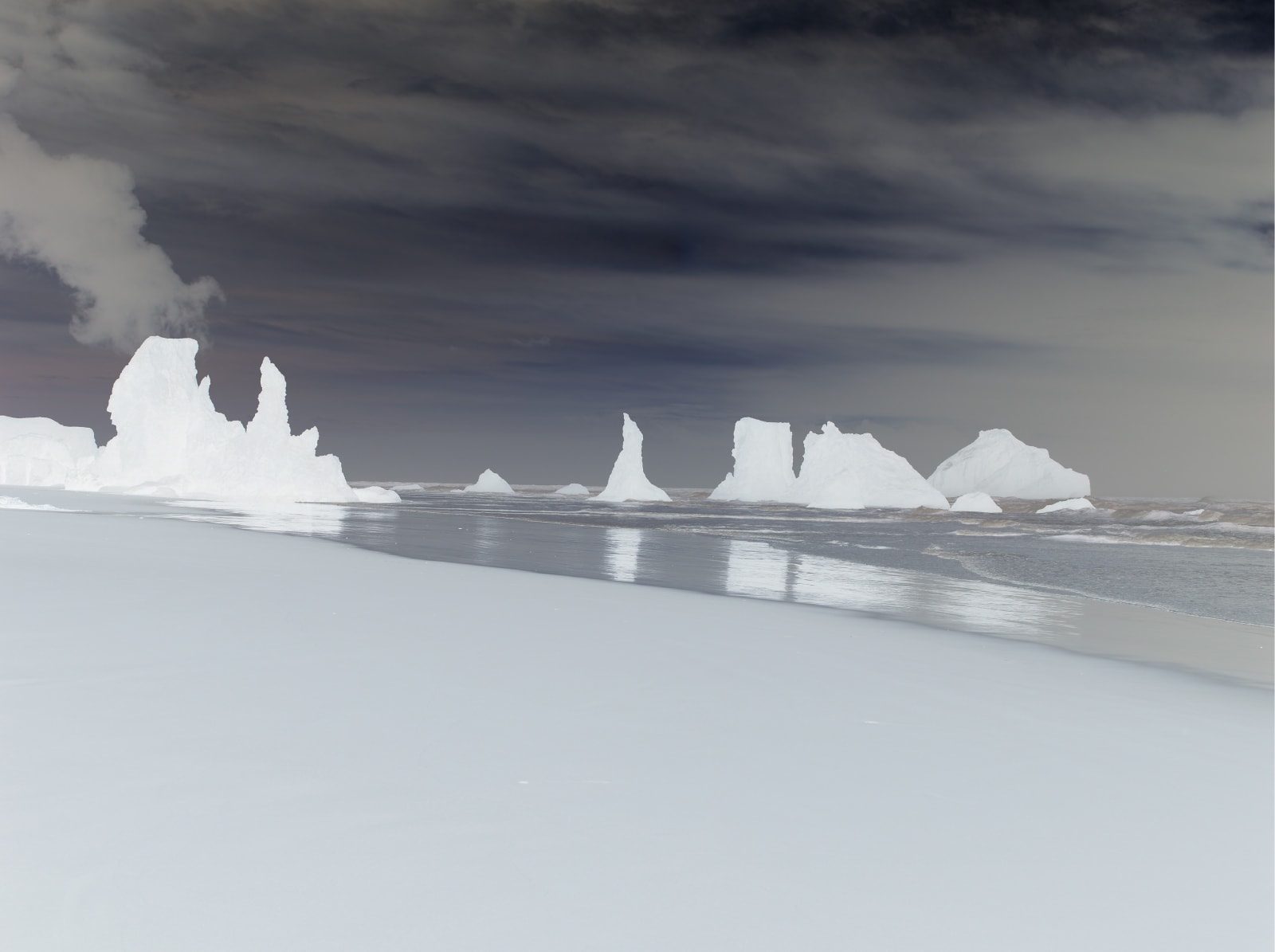 Richard Misrach, Untitled (on the coast of Oregon), 2007