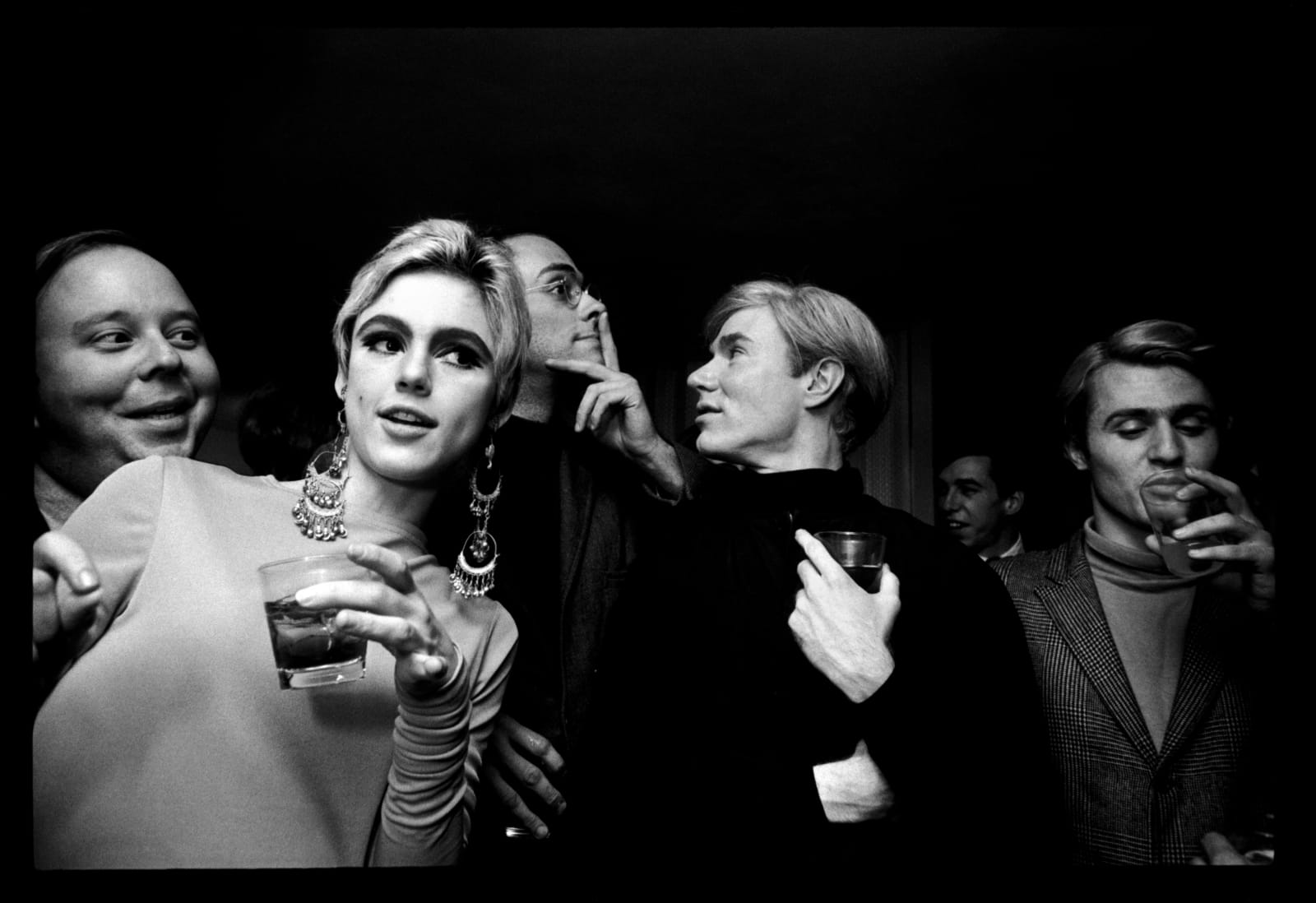 Steve Schapiro, Andy Warhol, Edie Sedgwick and Entourage, New York, 1965