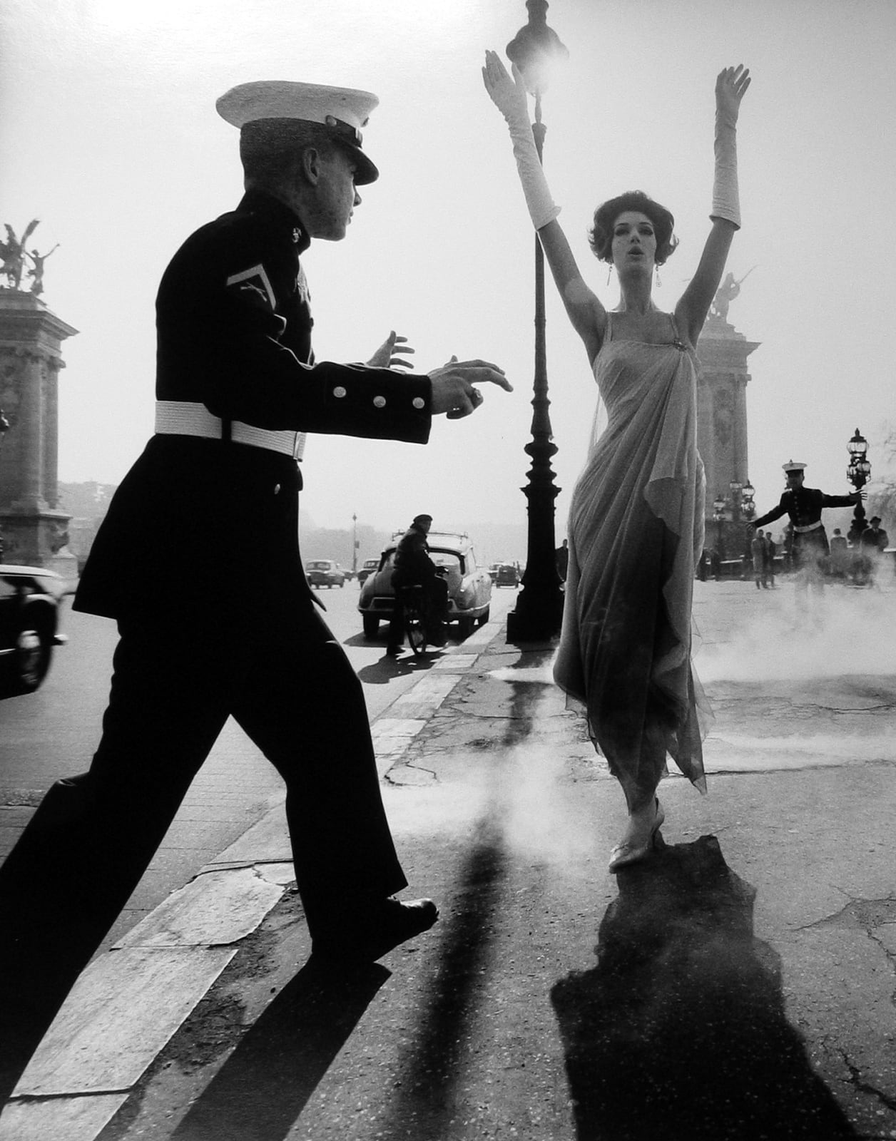 William Klein, Pont Alexander III, Paris, 1960