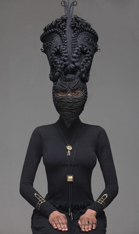 Delphine Diallo, Hybrid 8, 2011