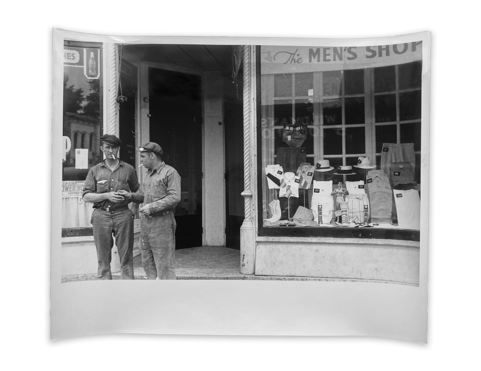 Ben Shahn, Street scene, Washington Court House, Ohio, 1938