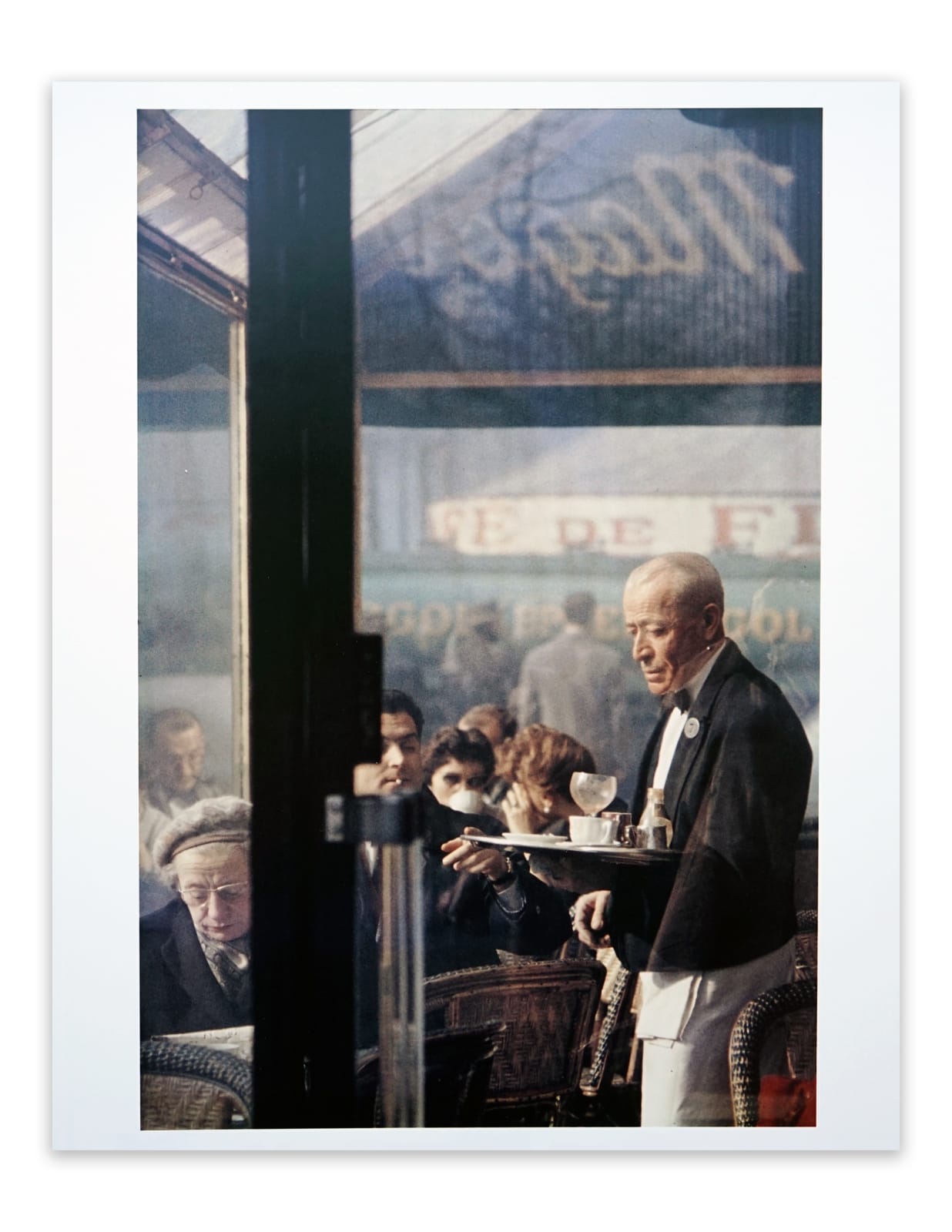 Saul Leiter, Waiter, Paris, 1958