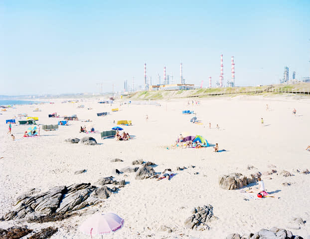 Massimo Vitali, Praia do Aterro Galp Matosinhos, #4887 , 2016