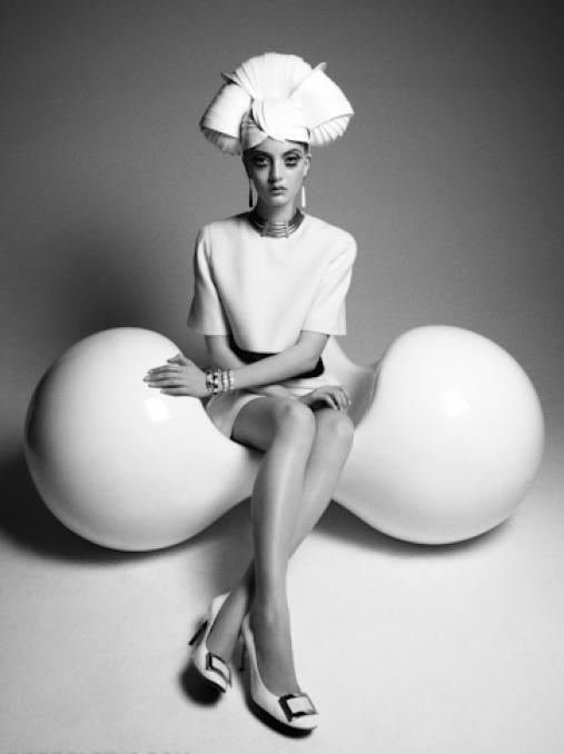 Greg Lotus, Lady in White, 2011