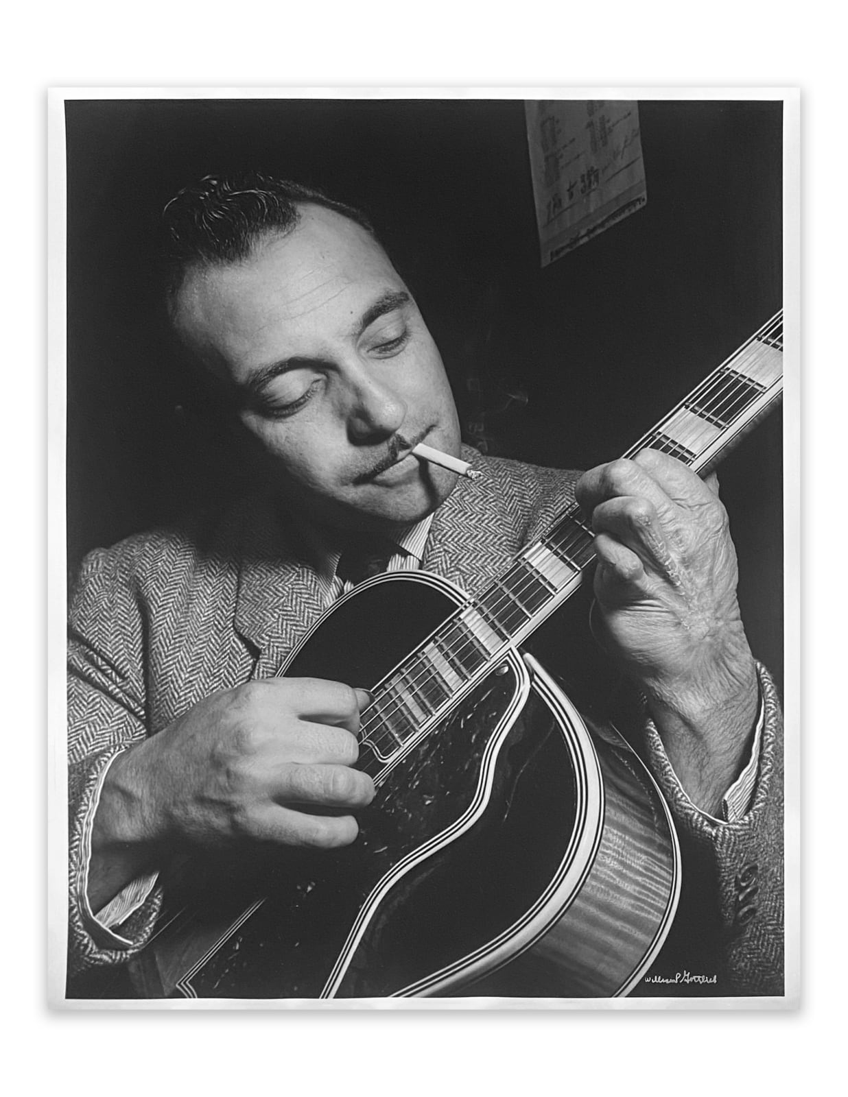 William Gottlieb, Django Reinhardt at the Aquarium jazz club in New York, 1946