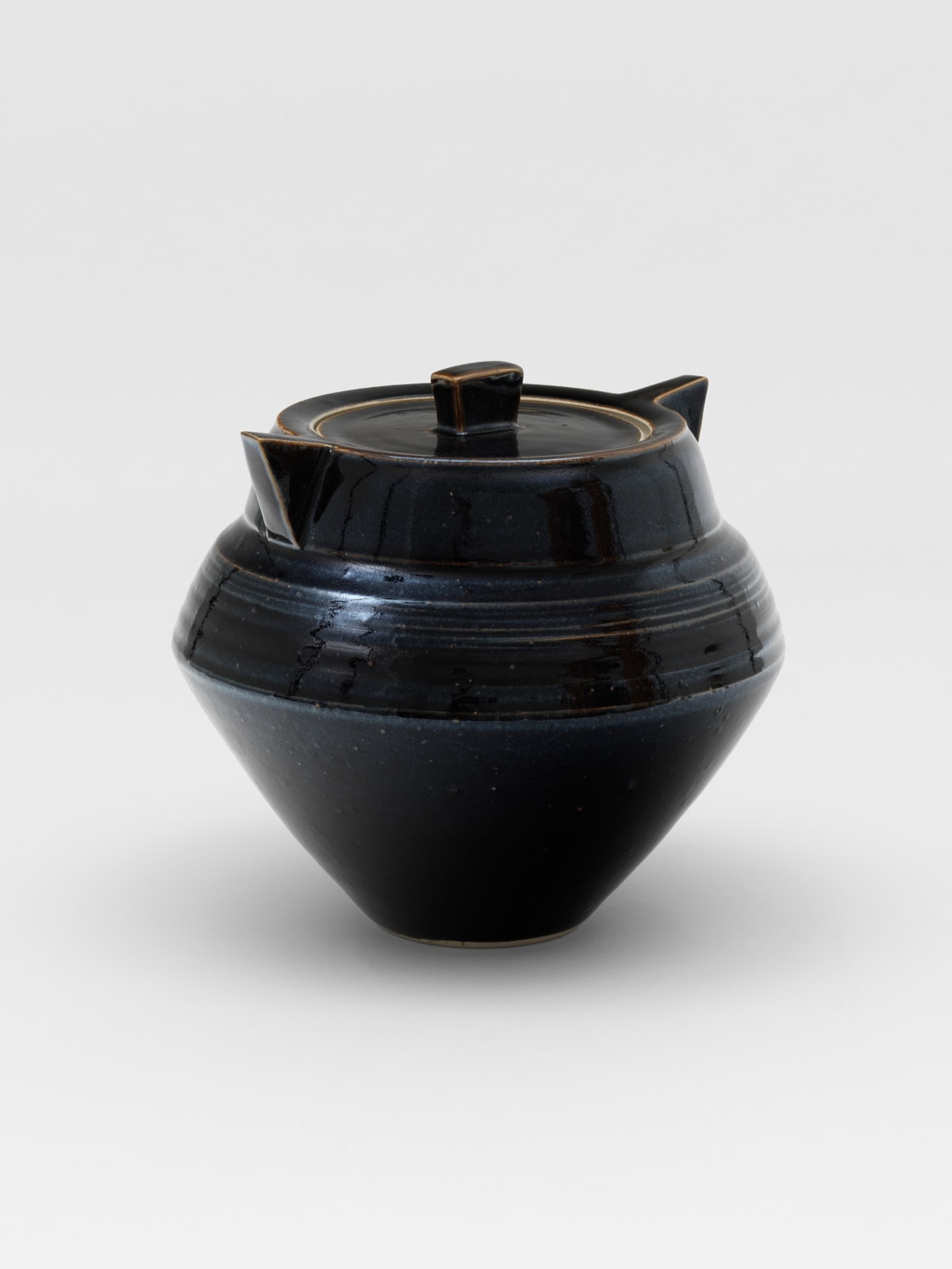 WAYNE NGAN, Yukon Black Jar with Geometric Lugs, c. 2000s