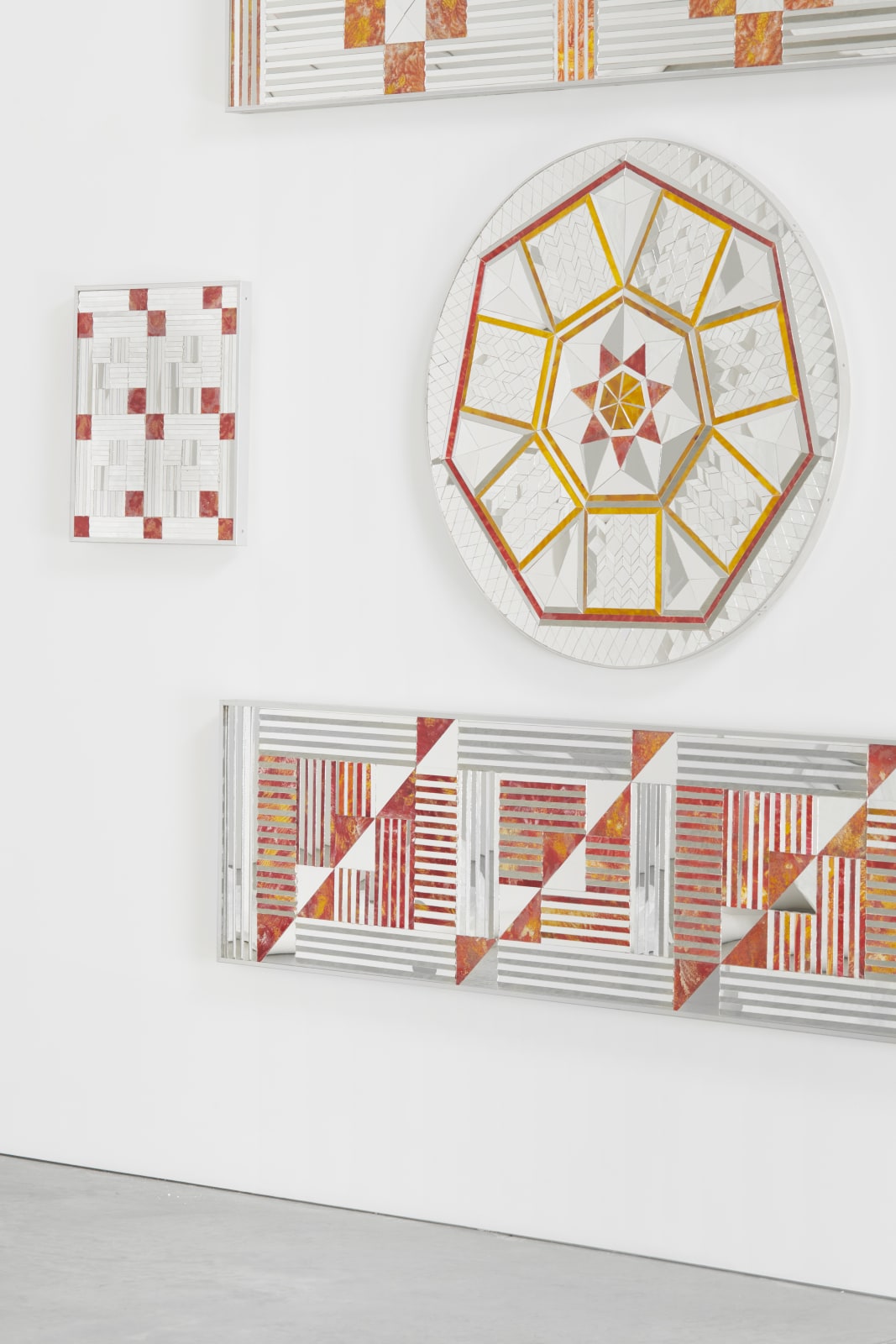 MONIR SHAHROUDY FARMANFARMAIAN, Installation of 9 elements, 2004