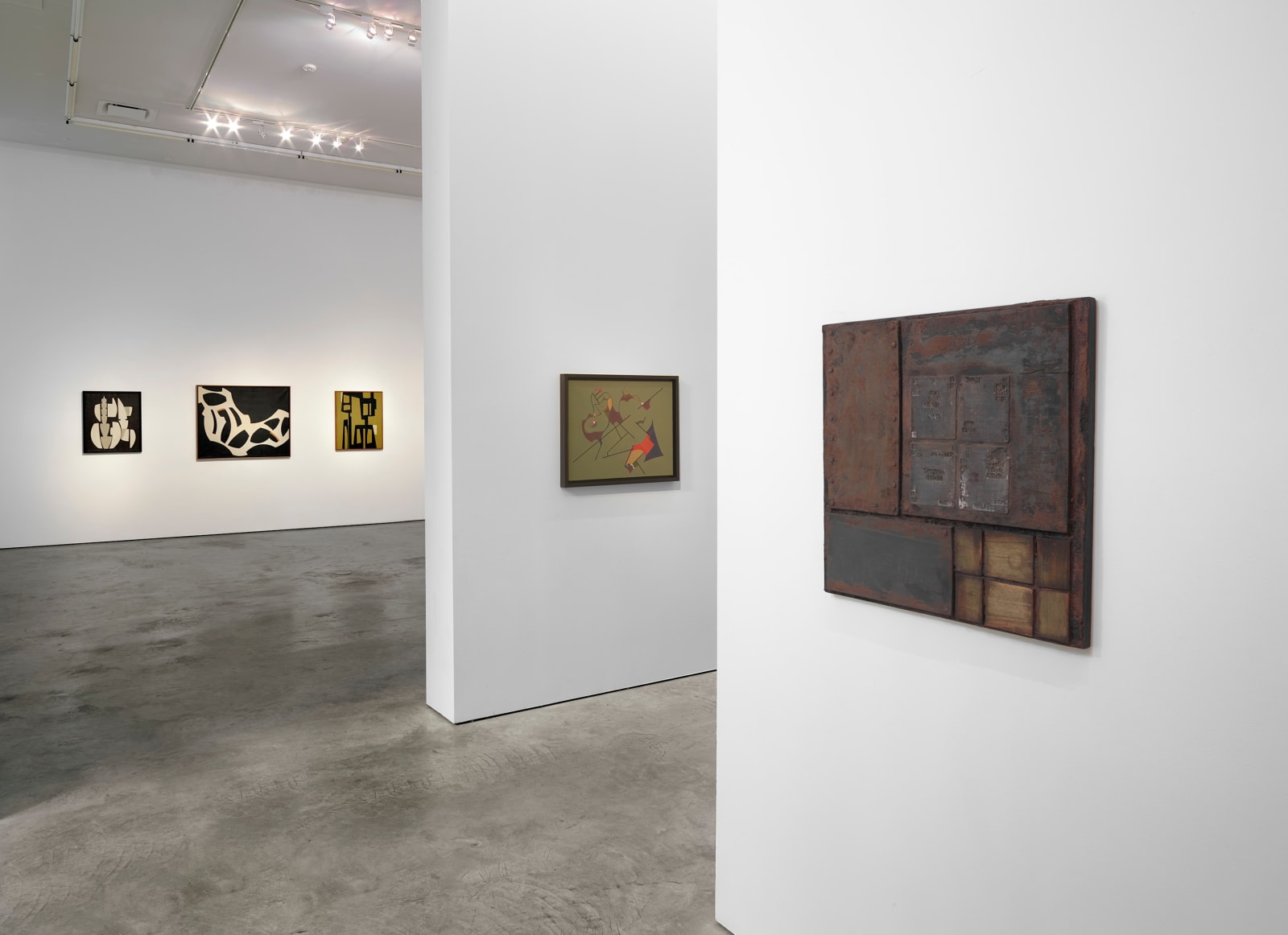 ELSA GRAMCKO, Identificación plástica con un centro interior (Plastic Identifications with an Intimate Center), 1975