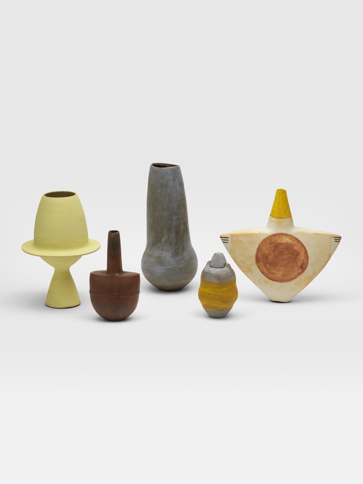 WAYNE NGAN, Vase with Rust Circular Design, 2017
