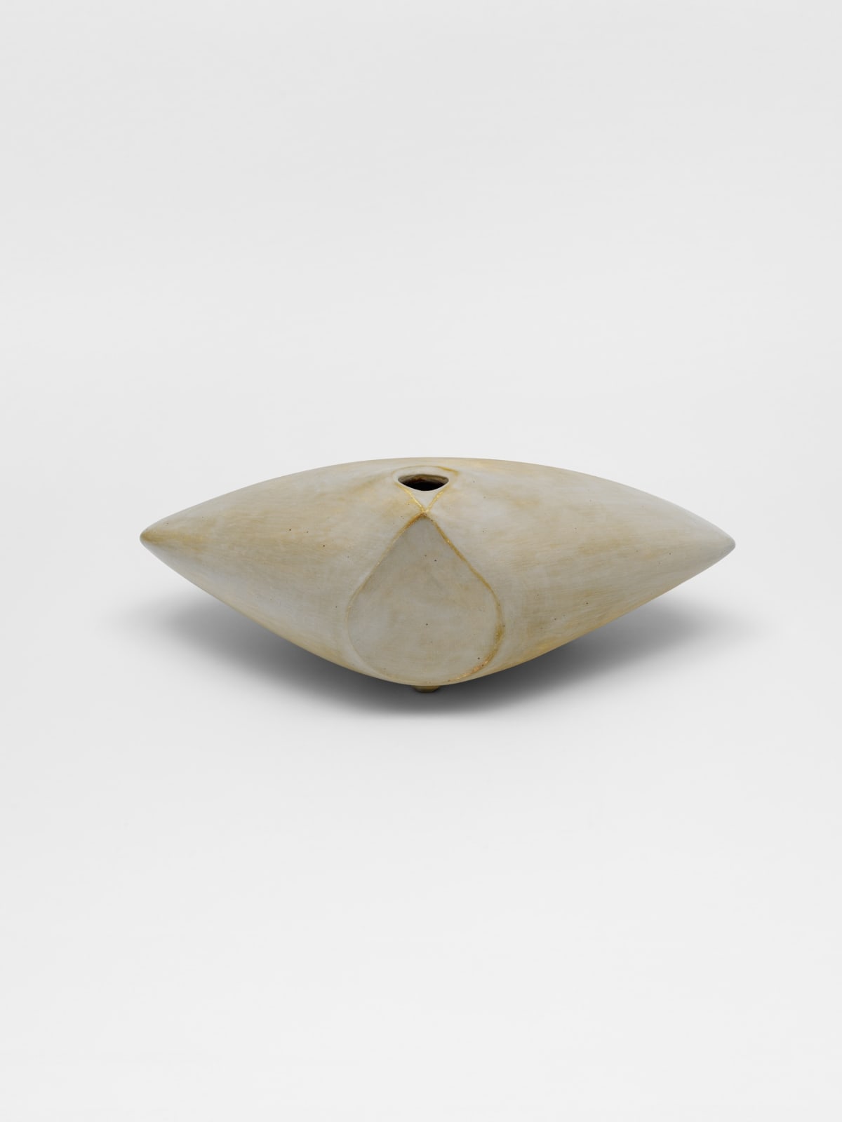WAYNE NGAN, Clam Form Vessel, c. 2010s
