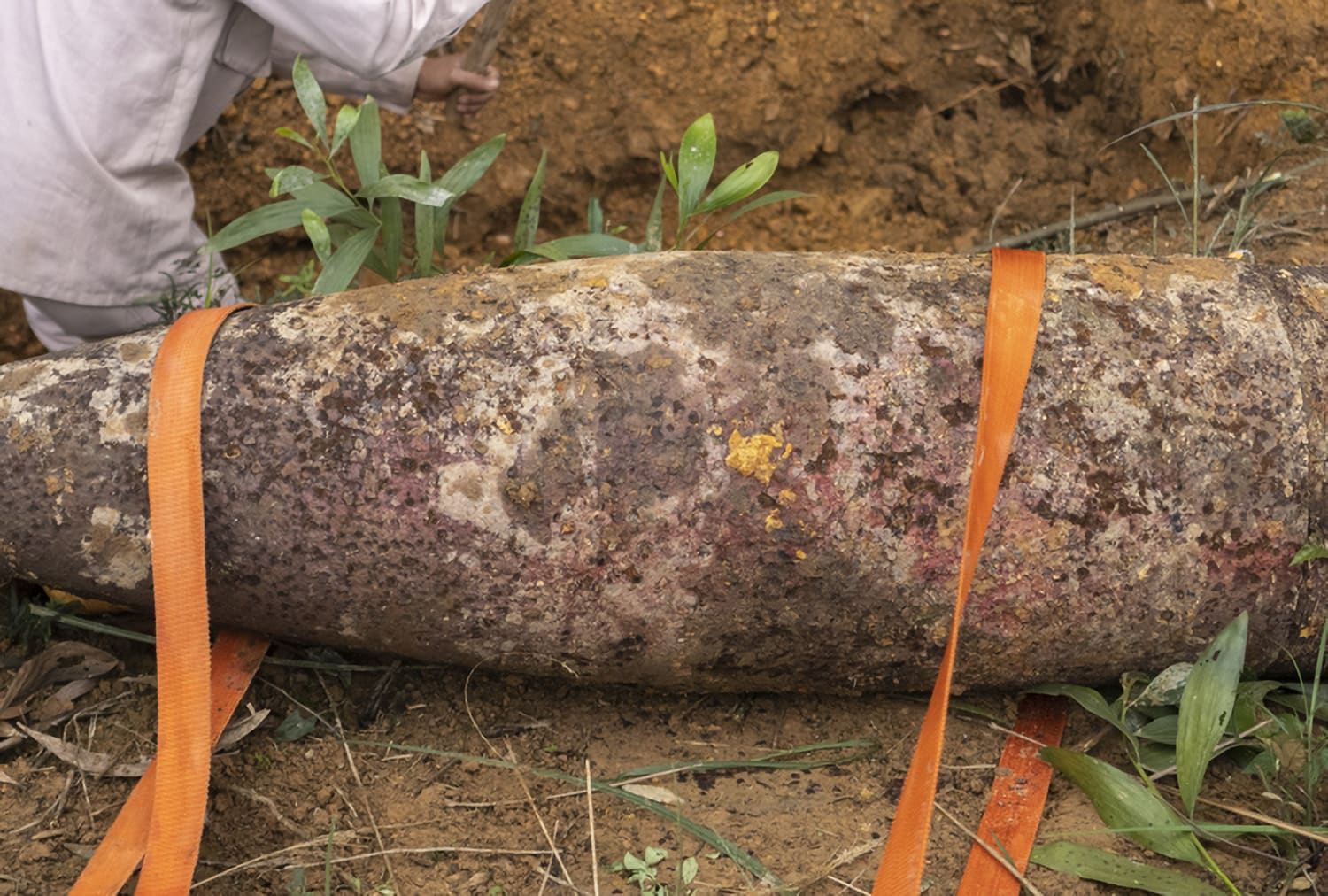 TUAN ANDREW NGUYEN, Unexploded Ordnance, 16in. 50 caliber, Sông Ngân hamlet, Linh Thượng Village, Gio Linh district, Quảng Trị January 14, 2021, 2022