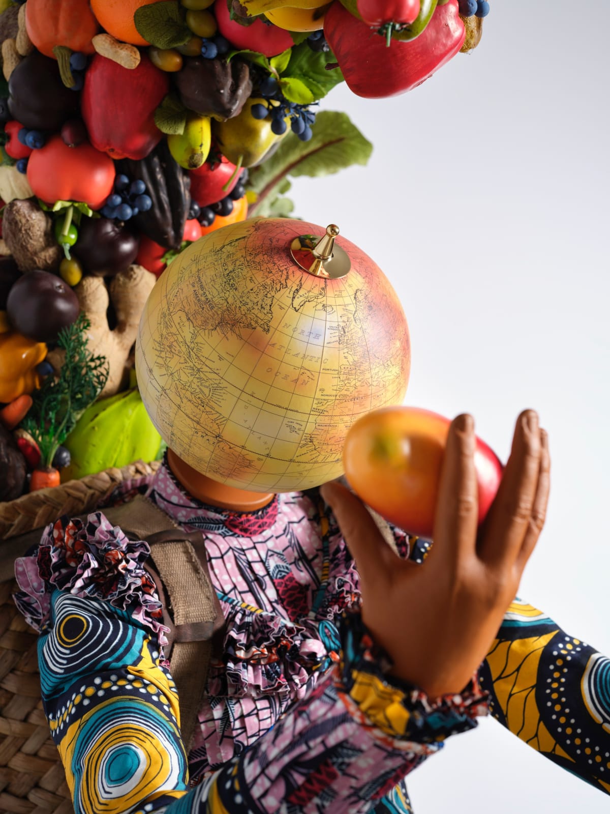 YINKA SHONIBARE, Food Kid (Girl) II, 2022