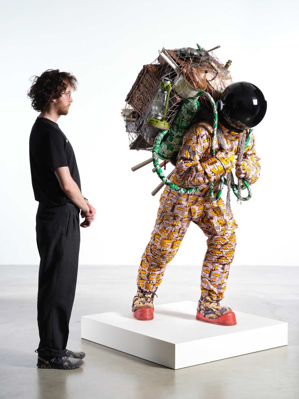 YINKA SHONIBARE, Refugee Astronaut IV, 2023